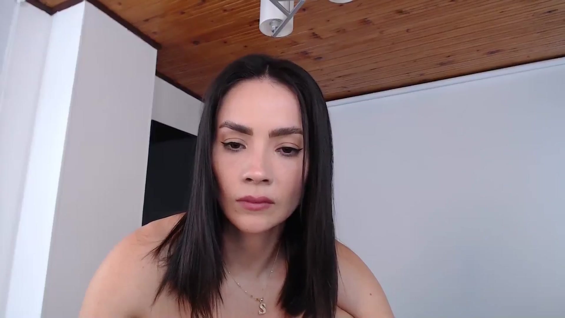 Gallery image thumbnail from AmyLi's myfreecams stream on, 01/27/2025, 07:28 image 11 of 20