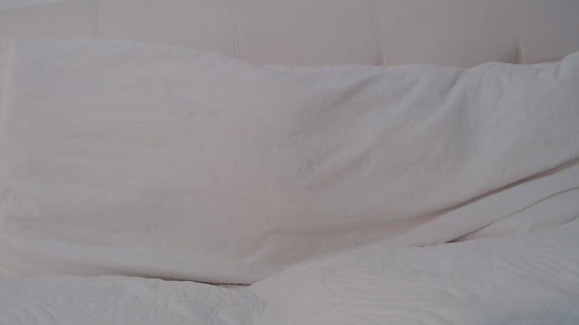 Gallery image thumbnail from AmyLi's myfreecams stream on, 07/10/2025, 17:05 image 20 of 20