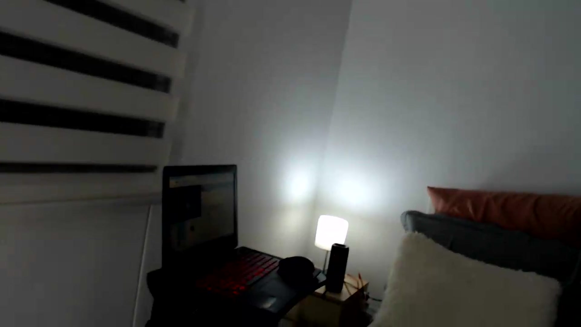 Gallery image thumbnail from AmyLi's myfreecams stream on, 08/15/2026, 07:03 image 2 of 20