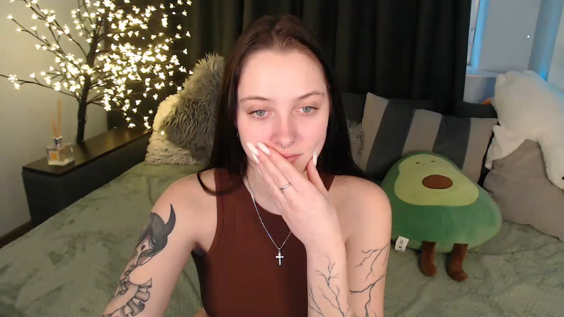 Gallery image thumbnail from AmyWard's myfreecams stream on, 01/09/2026, 14:01 image 3 of 20