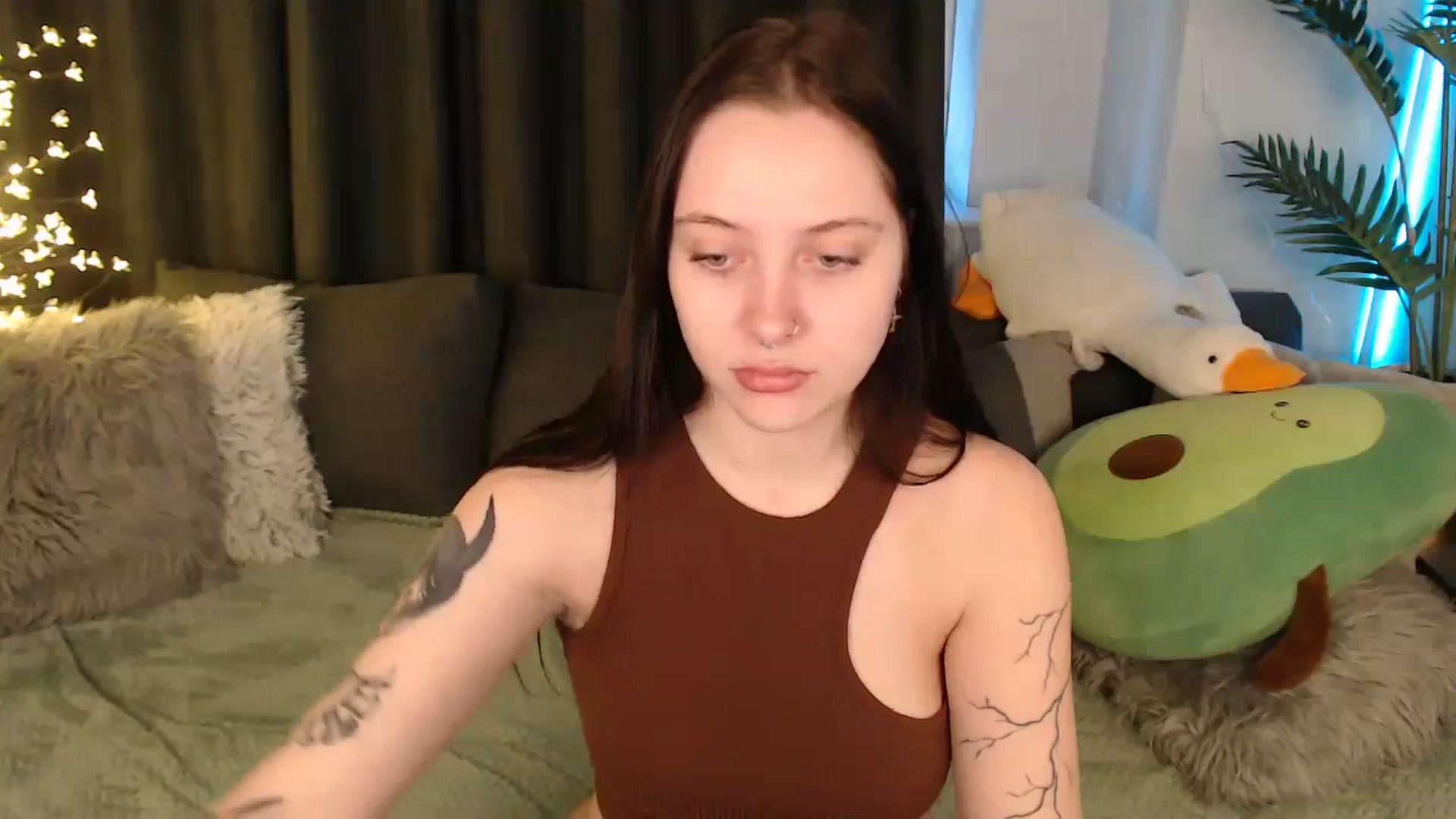 Gallery image thumbnail from AmyWard's myfreecams stream on, 01/13/2026, 10:59 image 15 of 20
