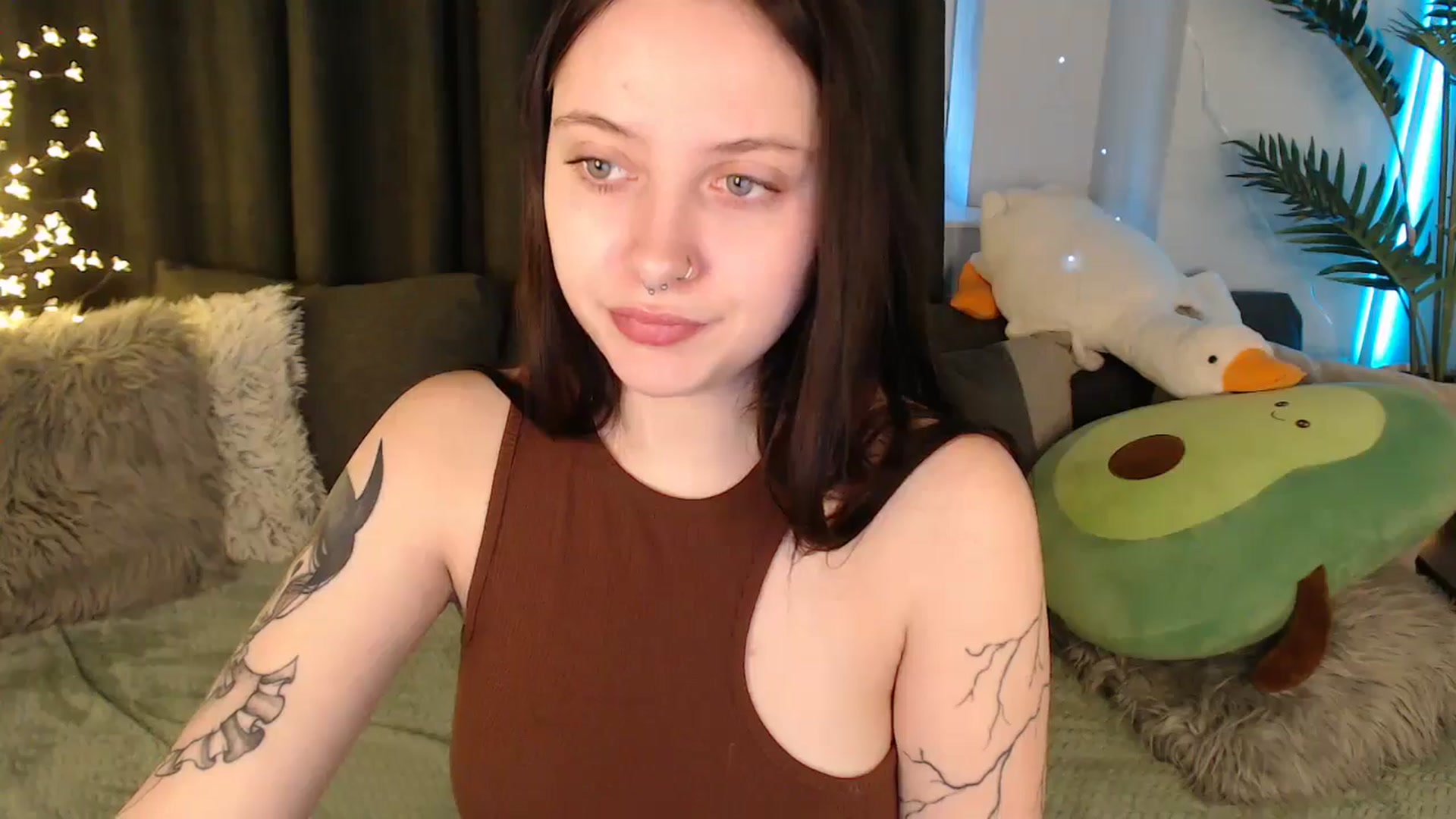 Gallery image thumbnail from AmyWard's myfreecams stream on, 01/13/2026, 10:59 image 9 of 20