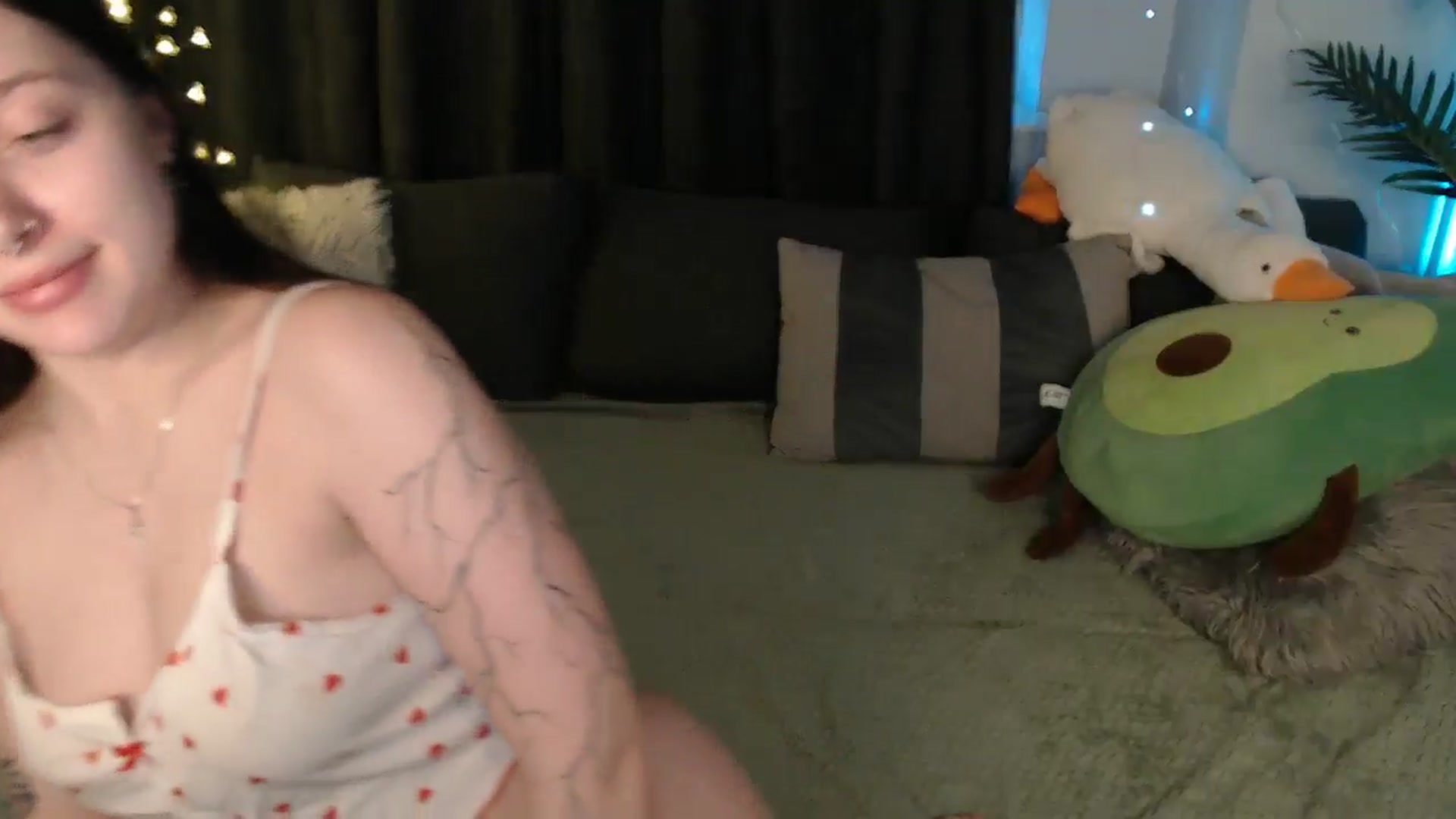 Gallery image thumbnail from AmyWard's myfreecams stream on, 01/14/2026, 10:20 image 2 of 20