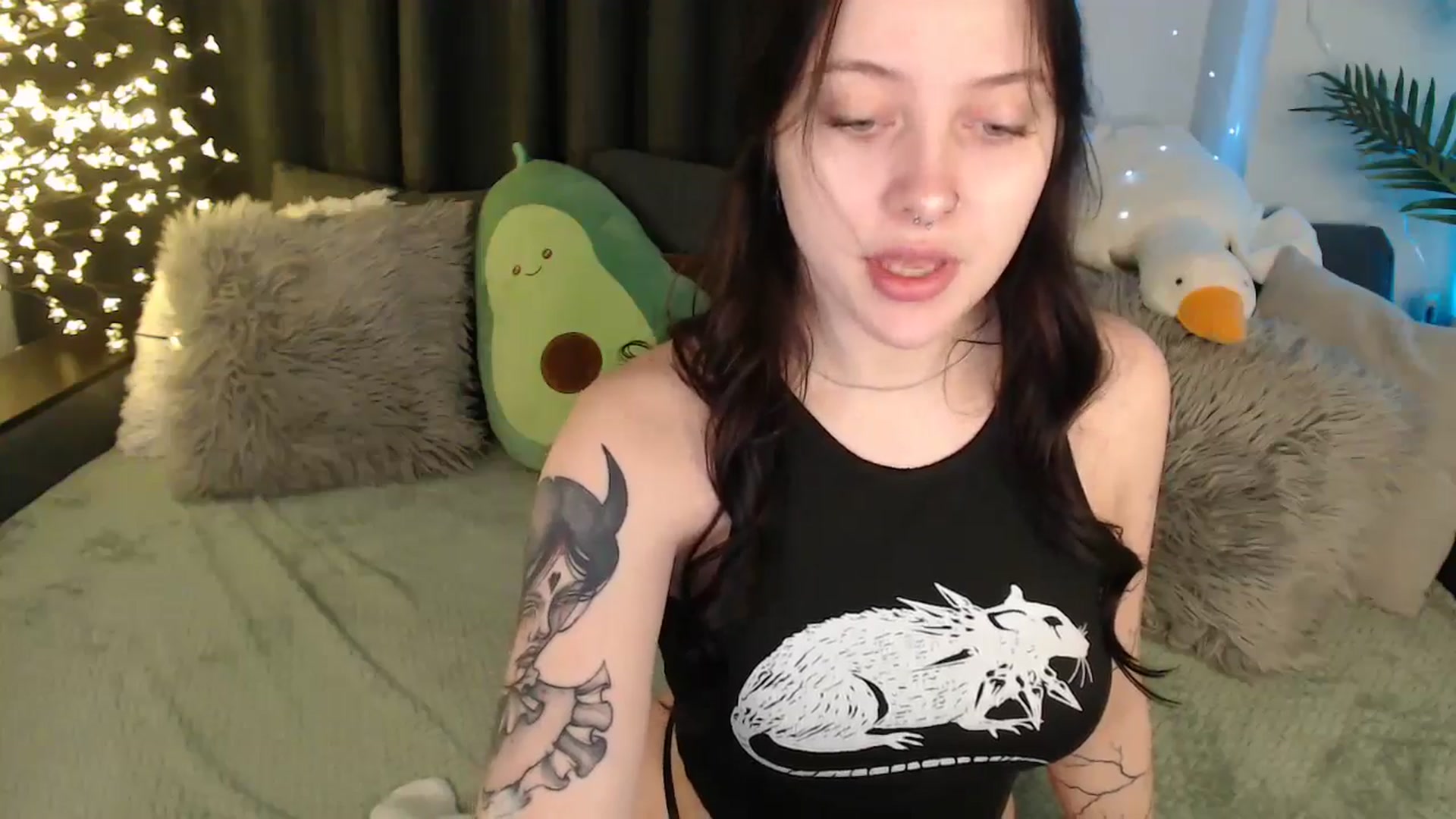 Gallery image thumbnail from AmyWard's myfreecams stream on, 01/16/2026, 09:36 image 16 of 20