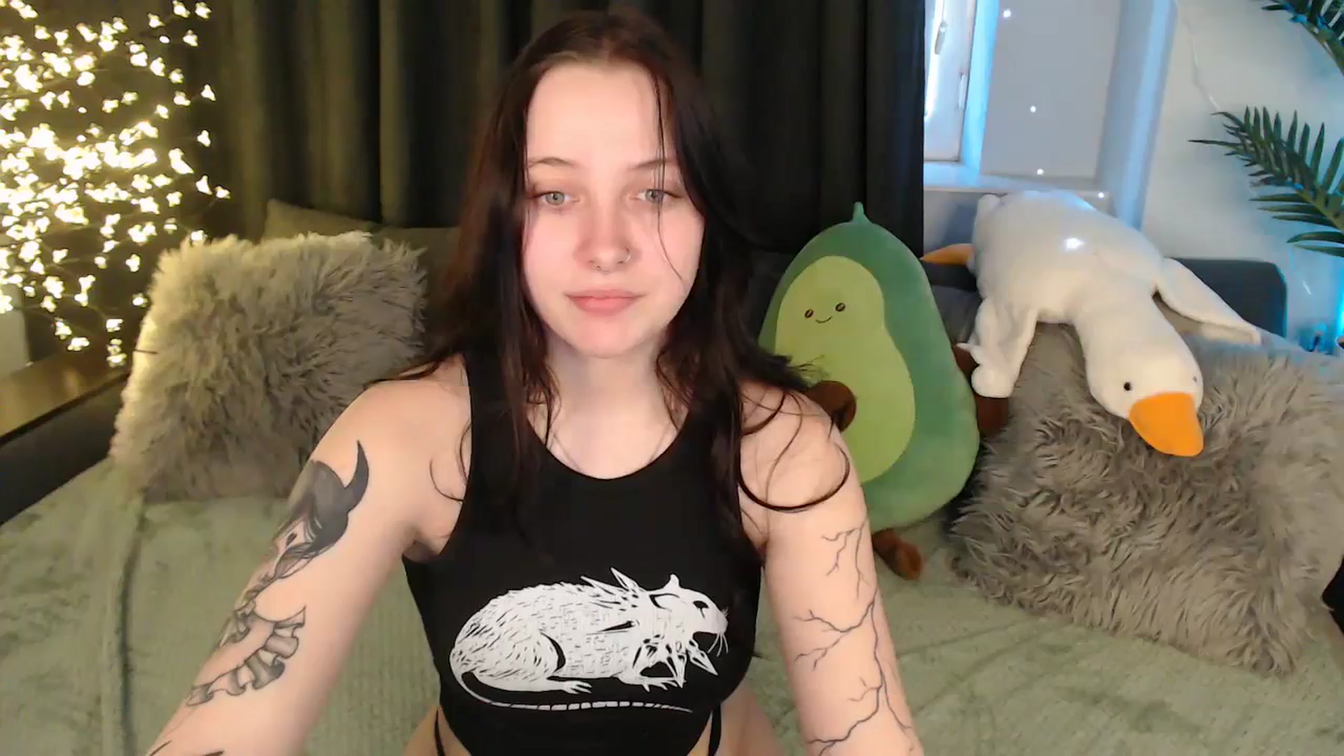 Gallery image thumbnail from AmyWard's myfreecams stream on, 01/16/2026, 13:19 image 12 of 20