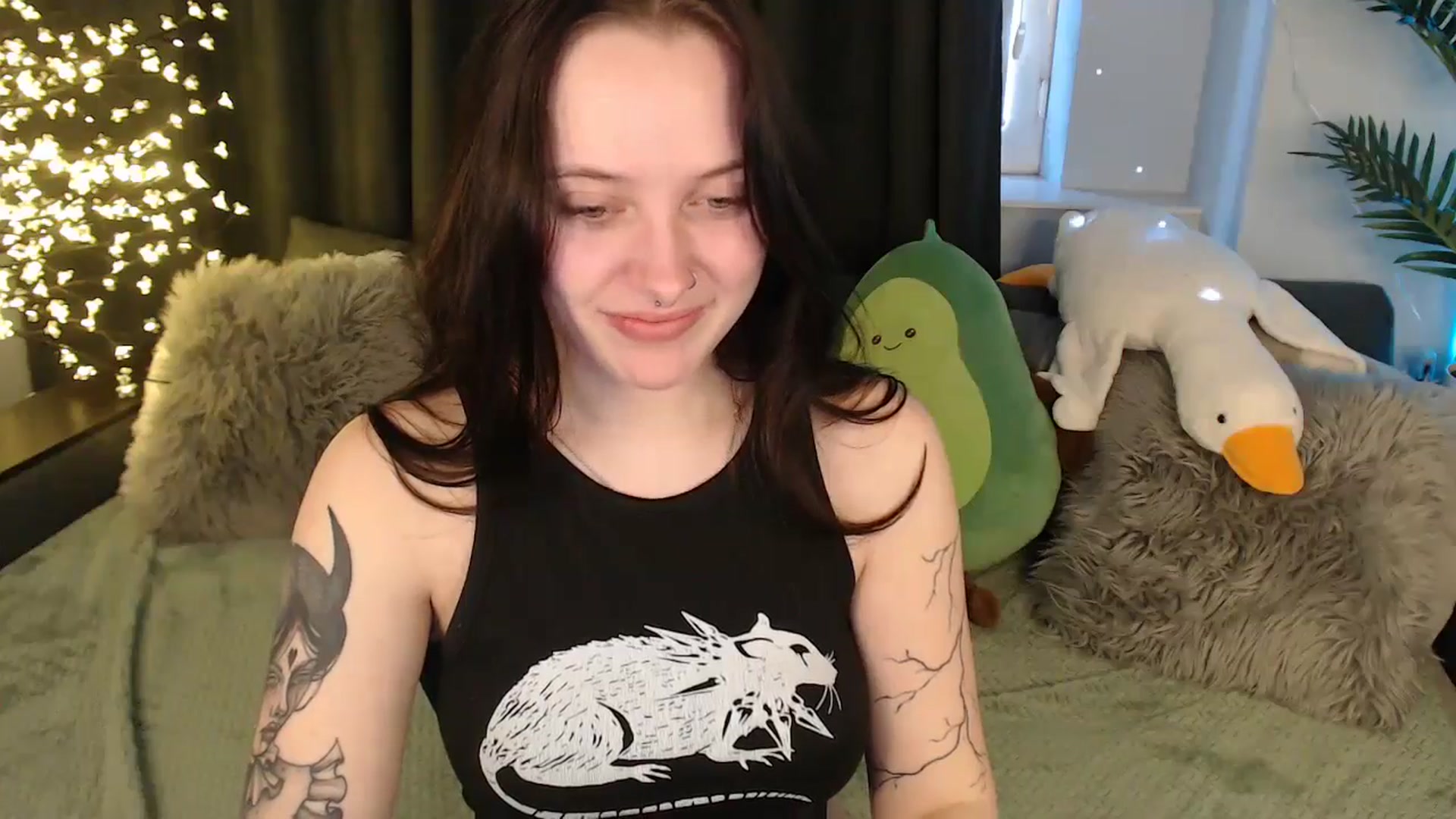 Gallery image thumbnail from AmyWard's myfreecams stream on, 01/16/2026, 13:19 image 10 of 20