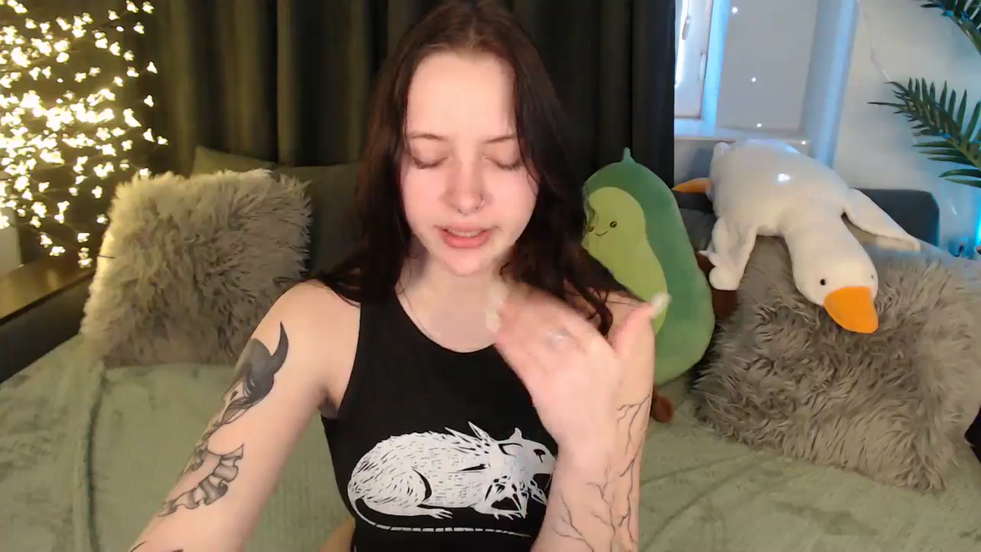 Gallery image thumbnail from AmyWard's myfreecams stream on, 01/16/2026, 13:19 image 13 of 20