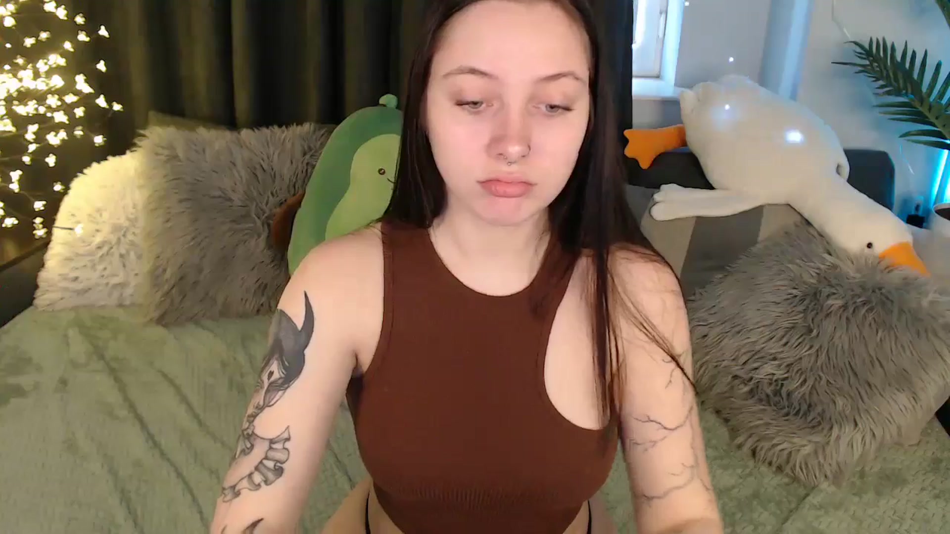 Gallery image thumbnail from AmyWard's myfreecams stream on, 01/18/2026, 11:15 image 9 of 20