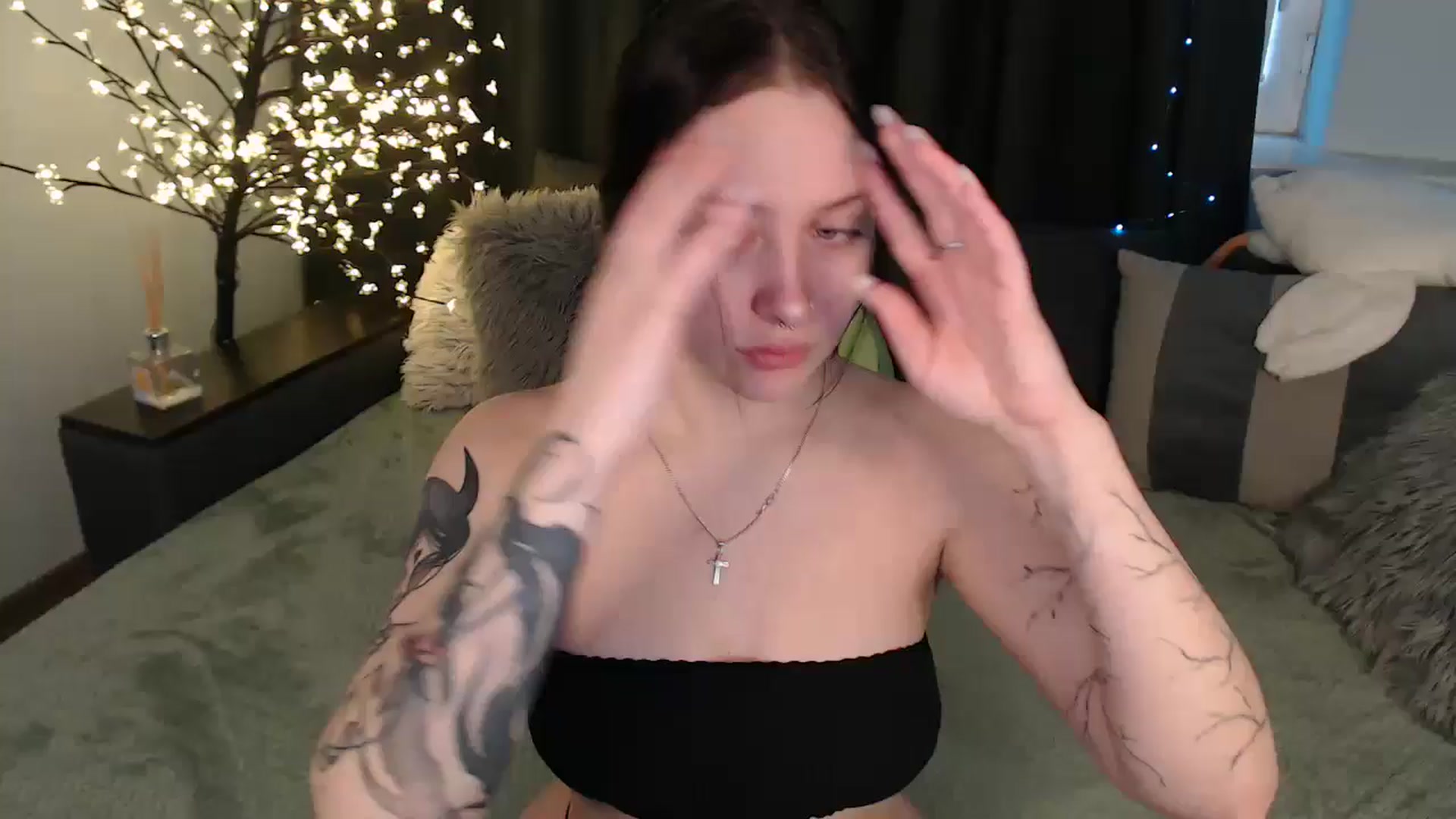 Gallery image thumbnail from AmyWard's myfreecams stream on, 01/23/2026, 10:56 image 2 of 20
