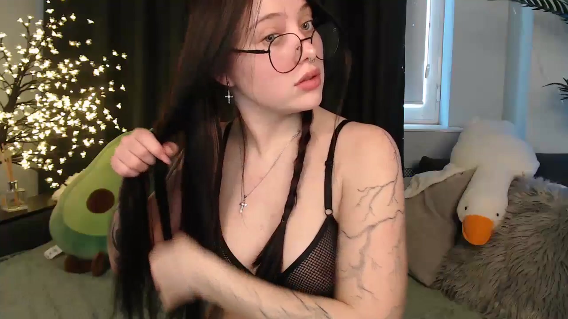 Gallery image thumbnail from AmyWard's myfreecams stream on, 01/28/2026, 12:15 image 9 of 20