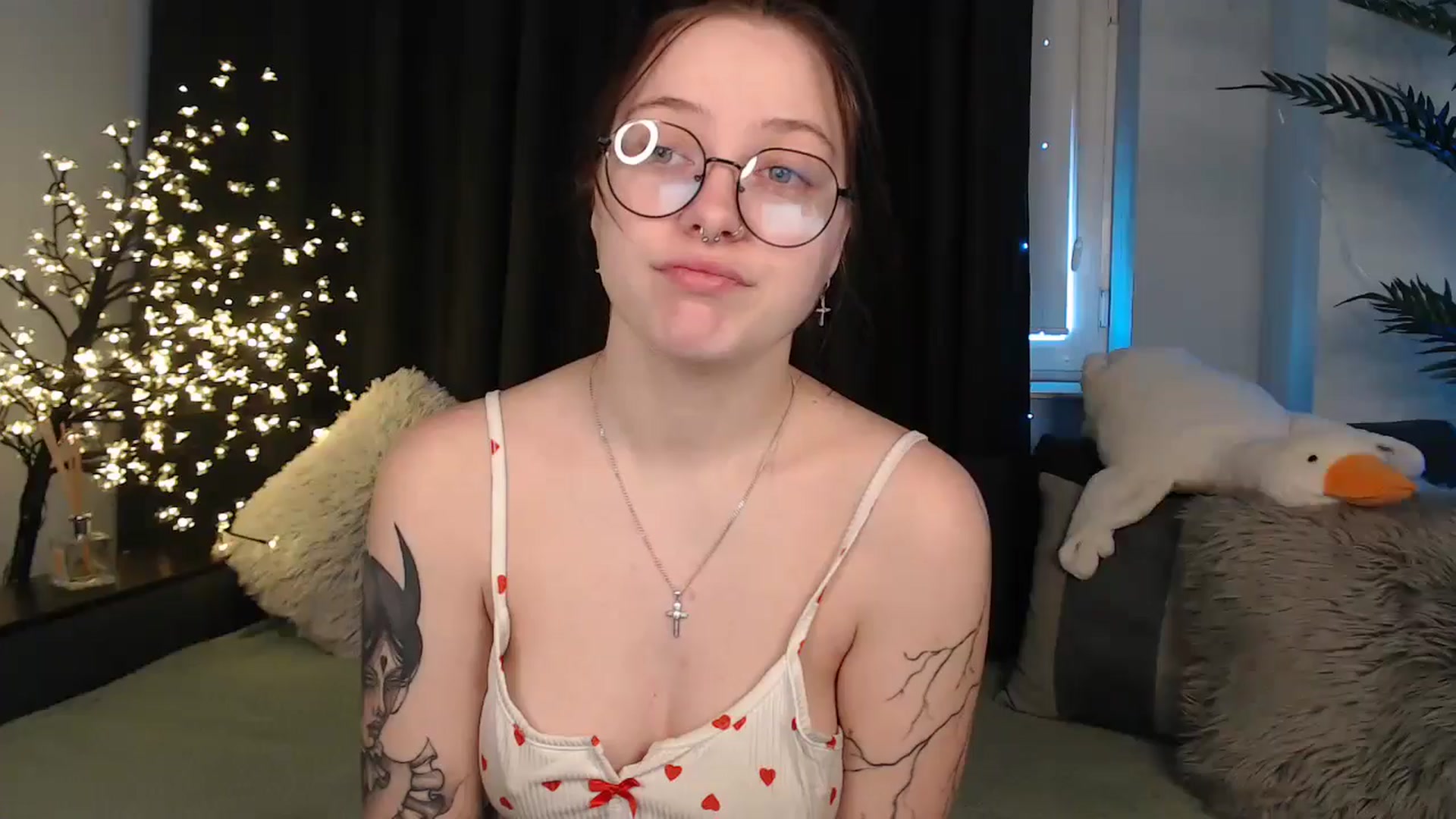 Gallery image thumbnail from AmyWard's myfreecams stream on, 02/01/2026, 09:23 image 11 of 20