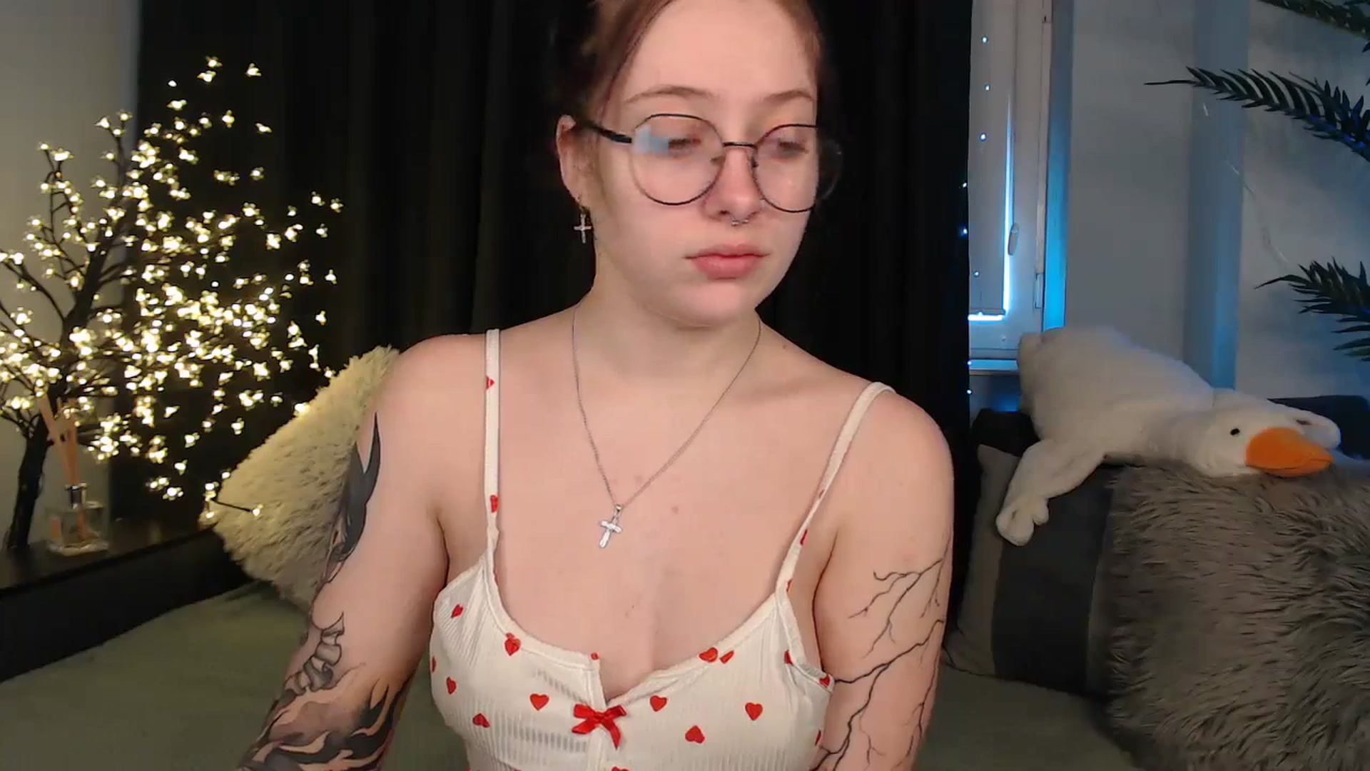 Gallery image thumbnail from AmyWard's myfreecams stream on, 02/01/2026, 09:23 image 5 of 20