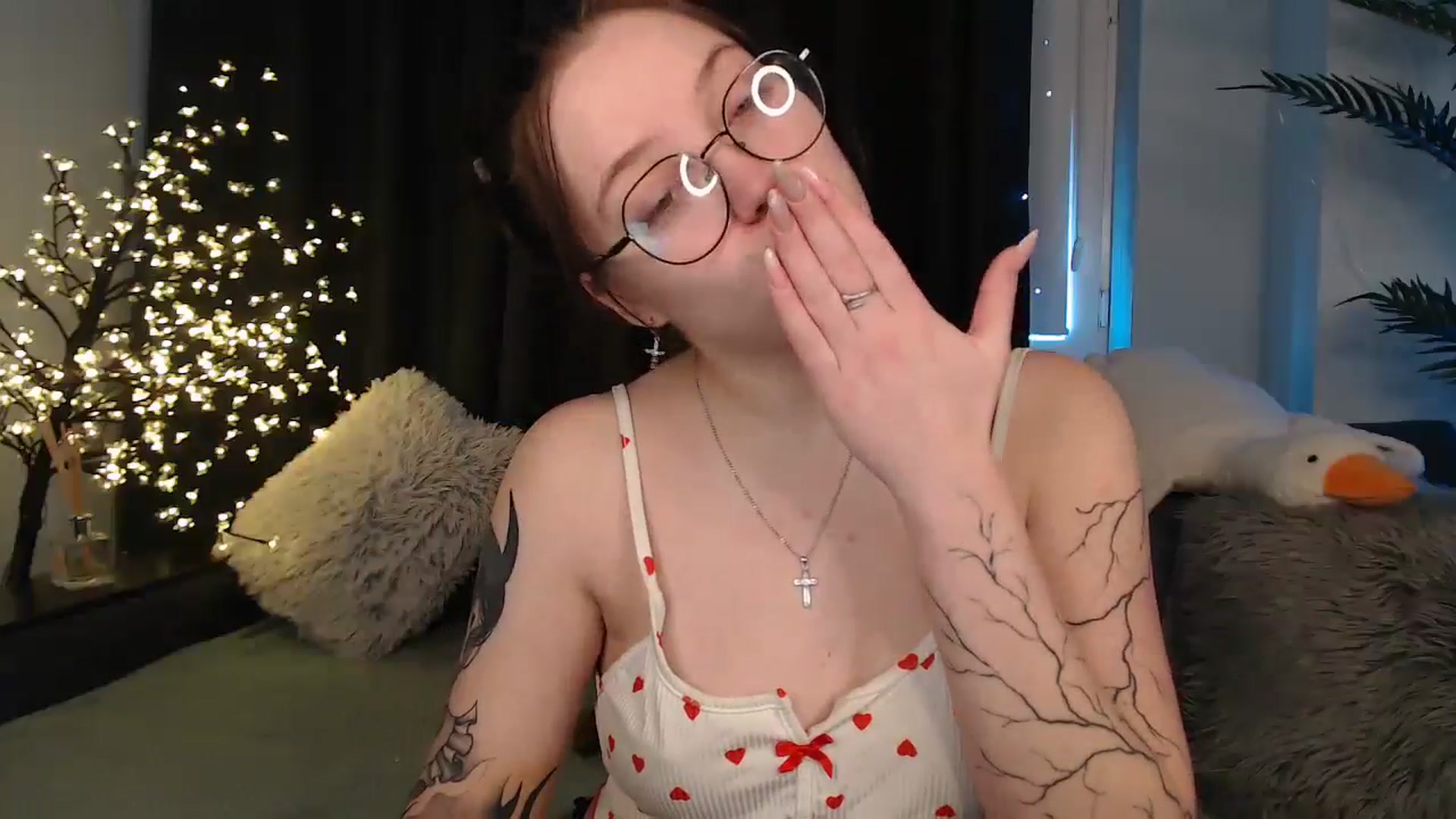 Gallery image thumbnail from AmyWard's myfreecams stream on, 02/01/2026, 09:23 image 6 of 20