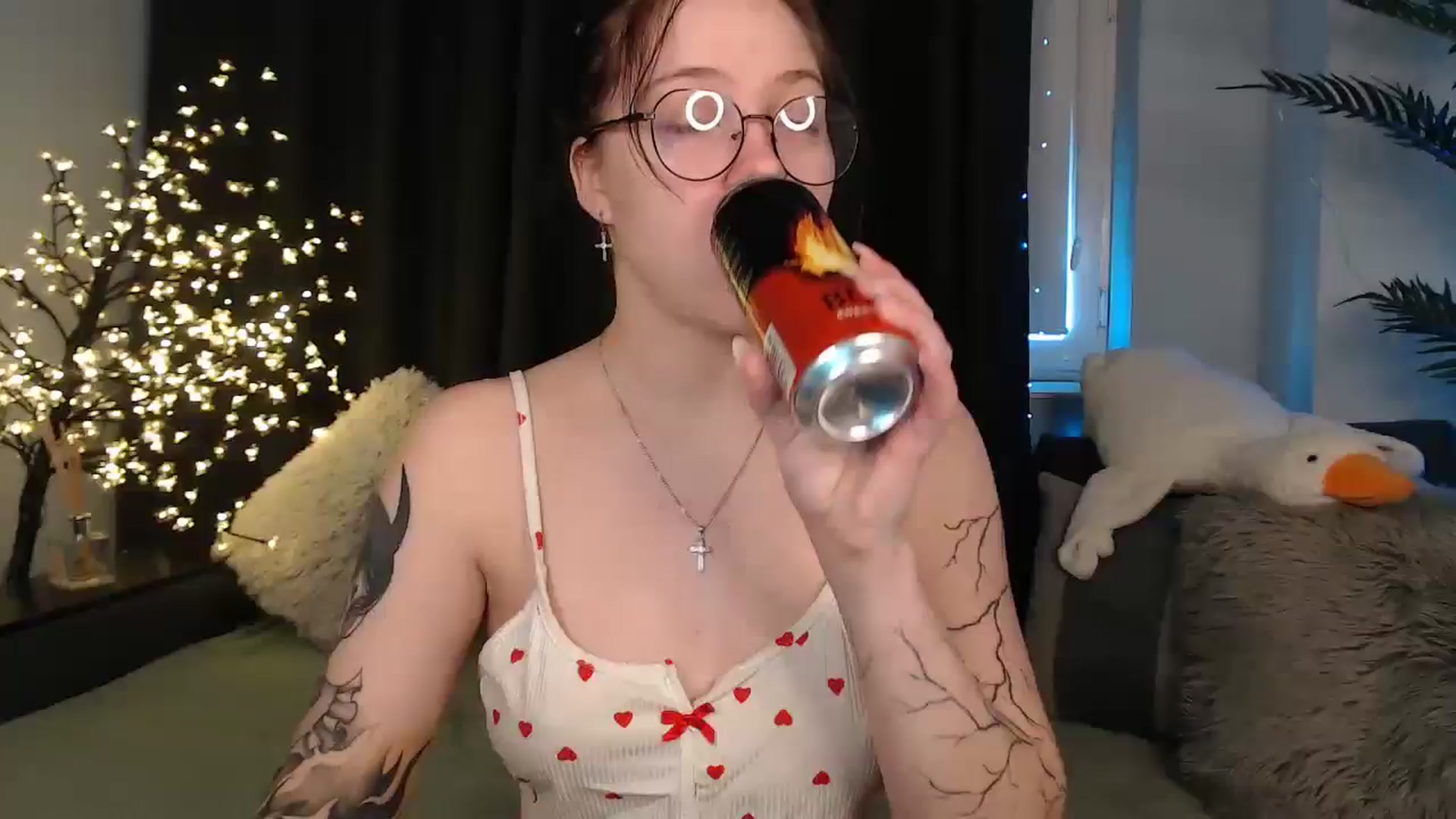 Gallery image thumbnail from AmyWard's myfreecams stream on, 02/01/2026, 09:23 image 9 of 20