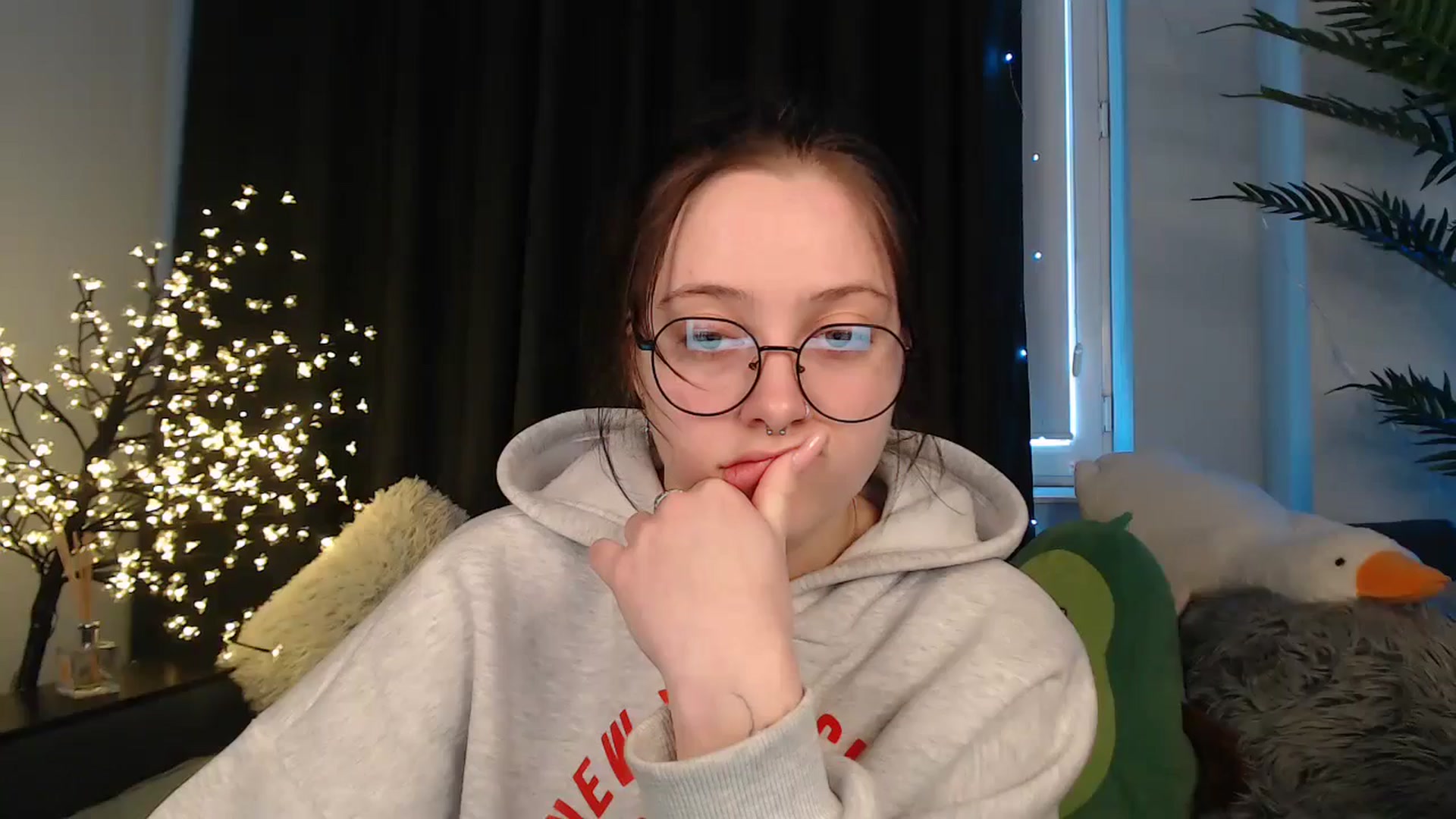 Gallery image thumbnail from AmyWard's myfreecams stream on, 02/01/2026, 11:45 image 20 of 20