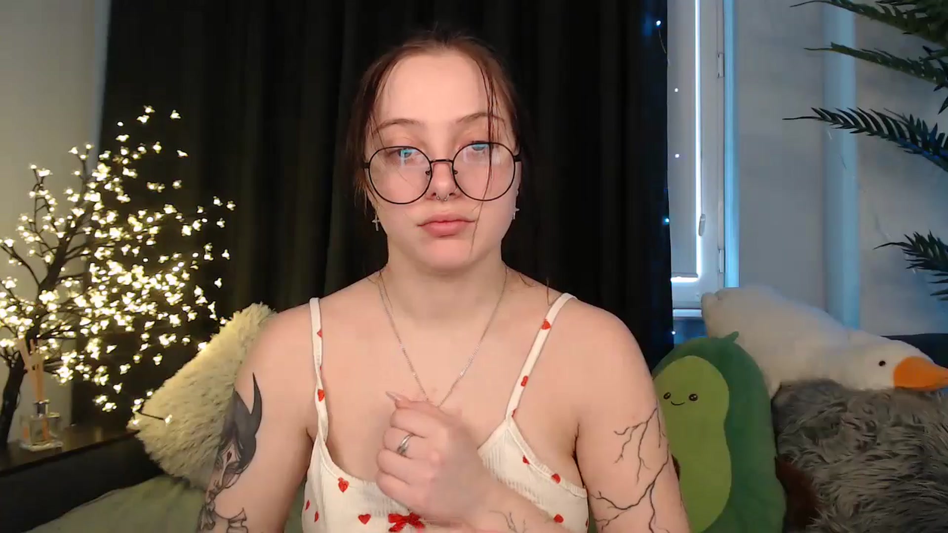 Gallery image thumbnail from AmyWard's myfreecams stream on, 02/01/2026, 13:16 image 13 of 20