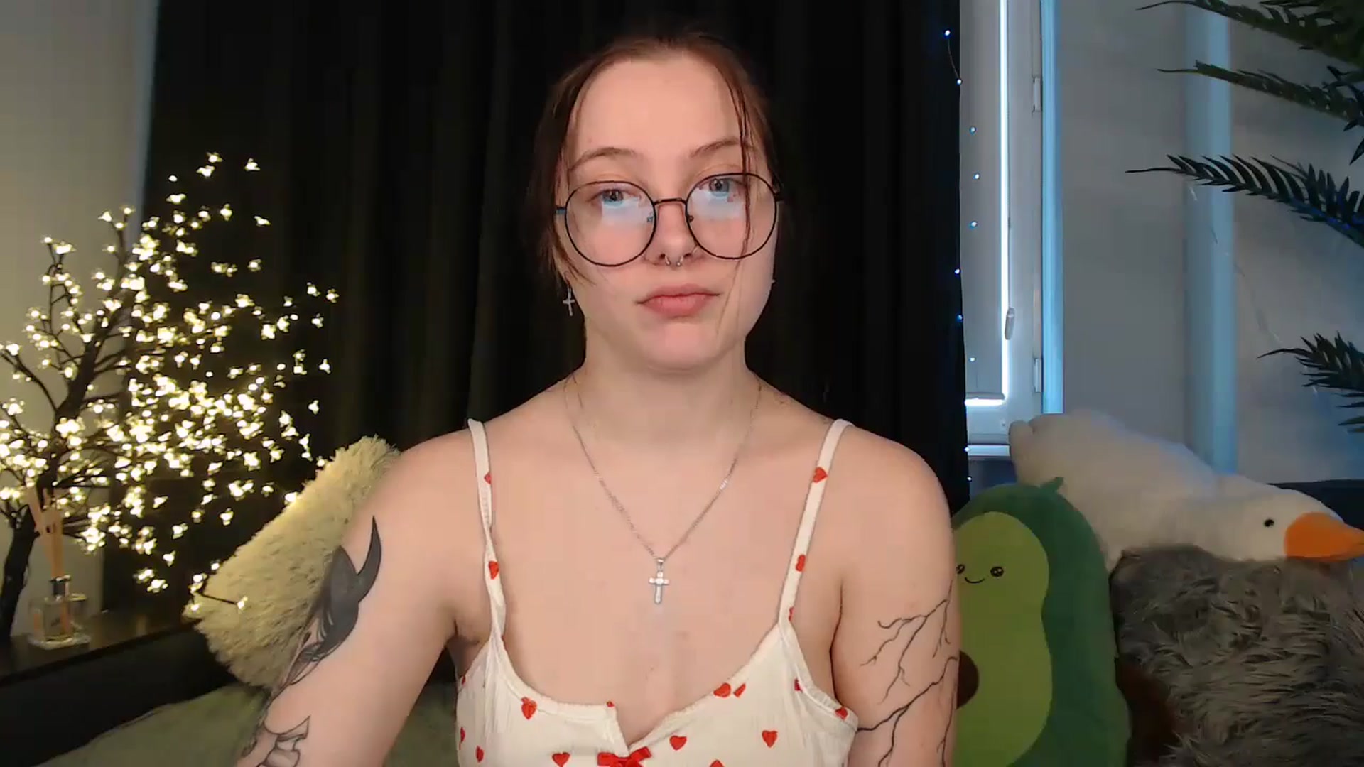 Gallery image thumbnail from AmyWard's myfreecams stream on, 02/01/2026, 13:16 image 11 of 20