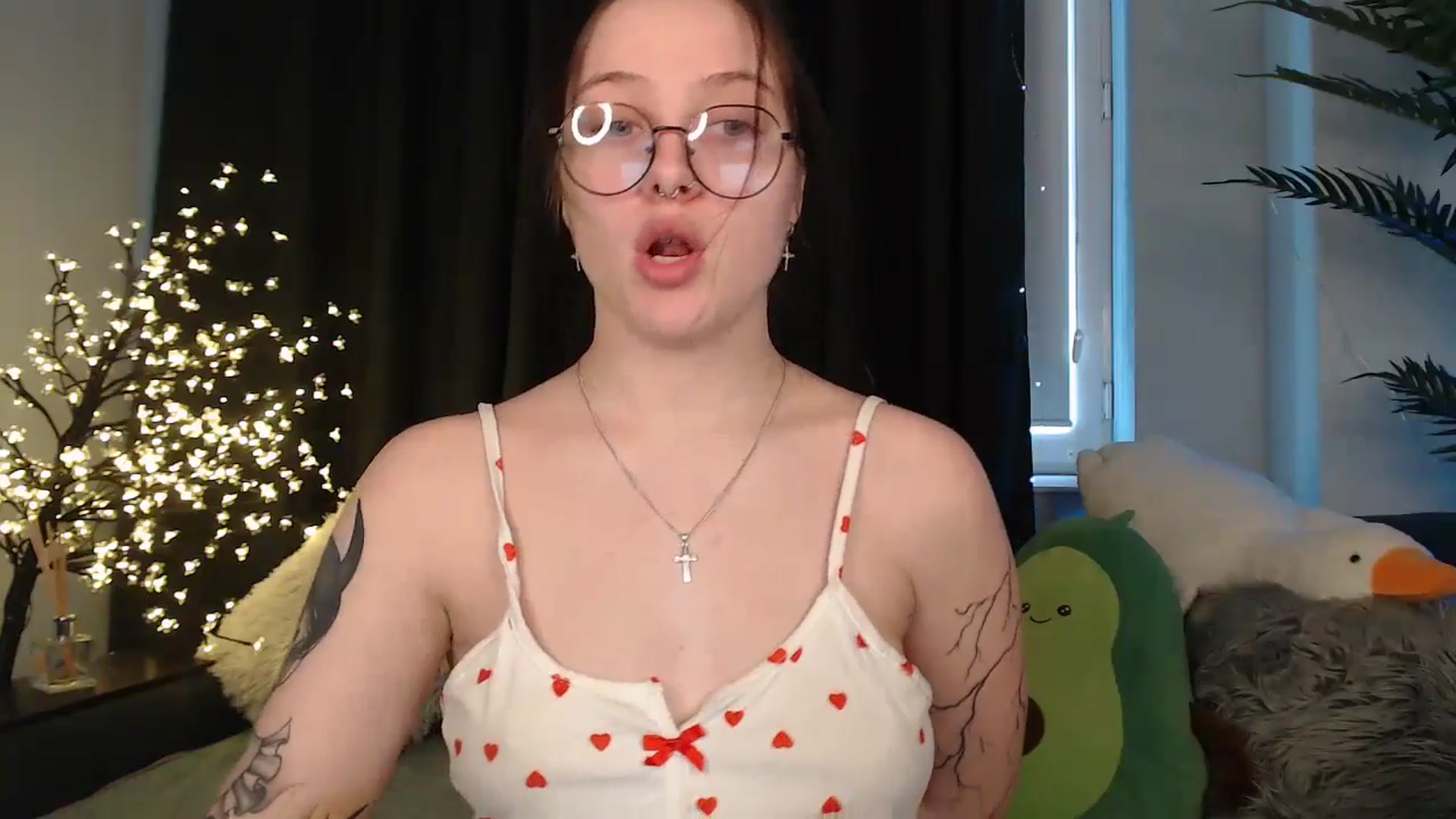 Gallery image thumbnail from AmyWard's myfreecams stream on, 02/01/2026, 13:16 image 9 of 20