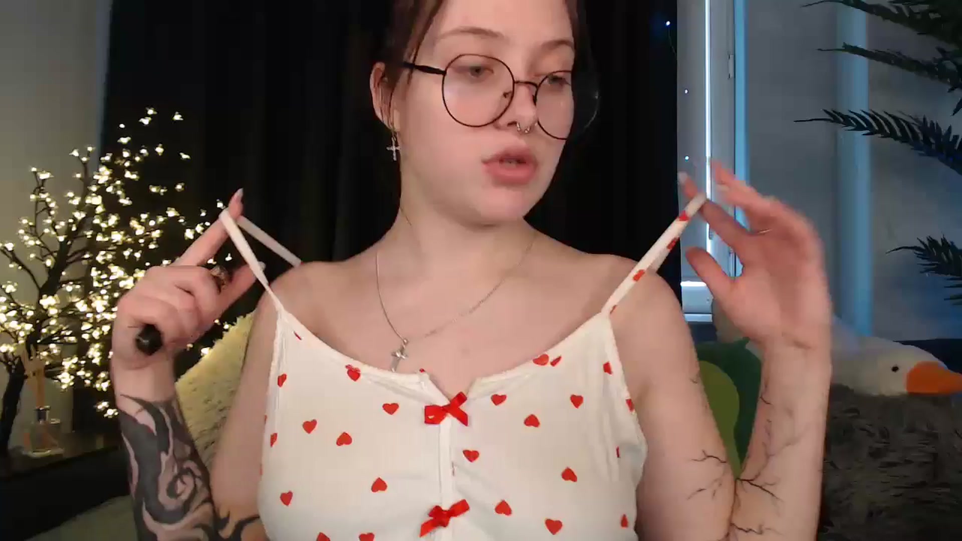 Gallery image thumbnail from AmyWard's myfreecams stream on, 02/01/2026, 13:16 image 1 of 20