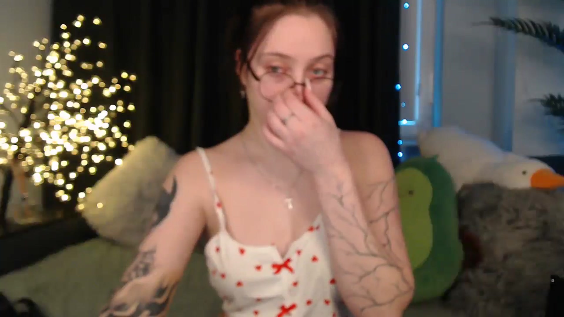 Gallery image thumbnail from AmyWard's myfreecams stream on, 02/01/2026, 14:40 image 16 of 20