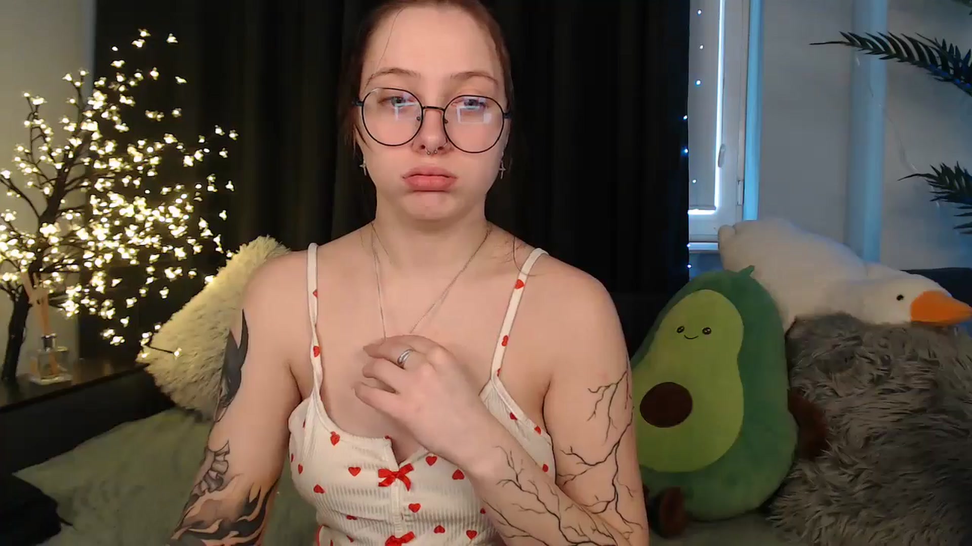 Gallery image thumbnail from AmyWard's myfreecams stream on, 02/01/2026, 14:40 image 3 of 20