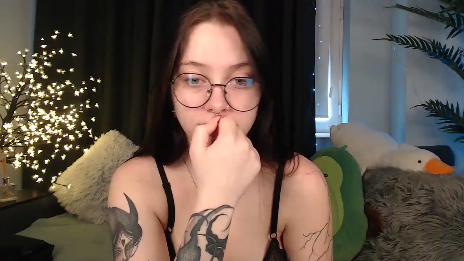 Gallery image thumbnail from AmyWard's myfreecams stream on, 02/02/2026, 09:40 image 2 of 20