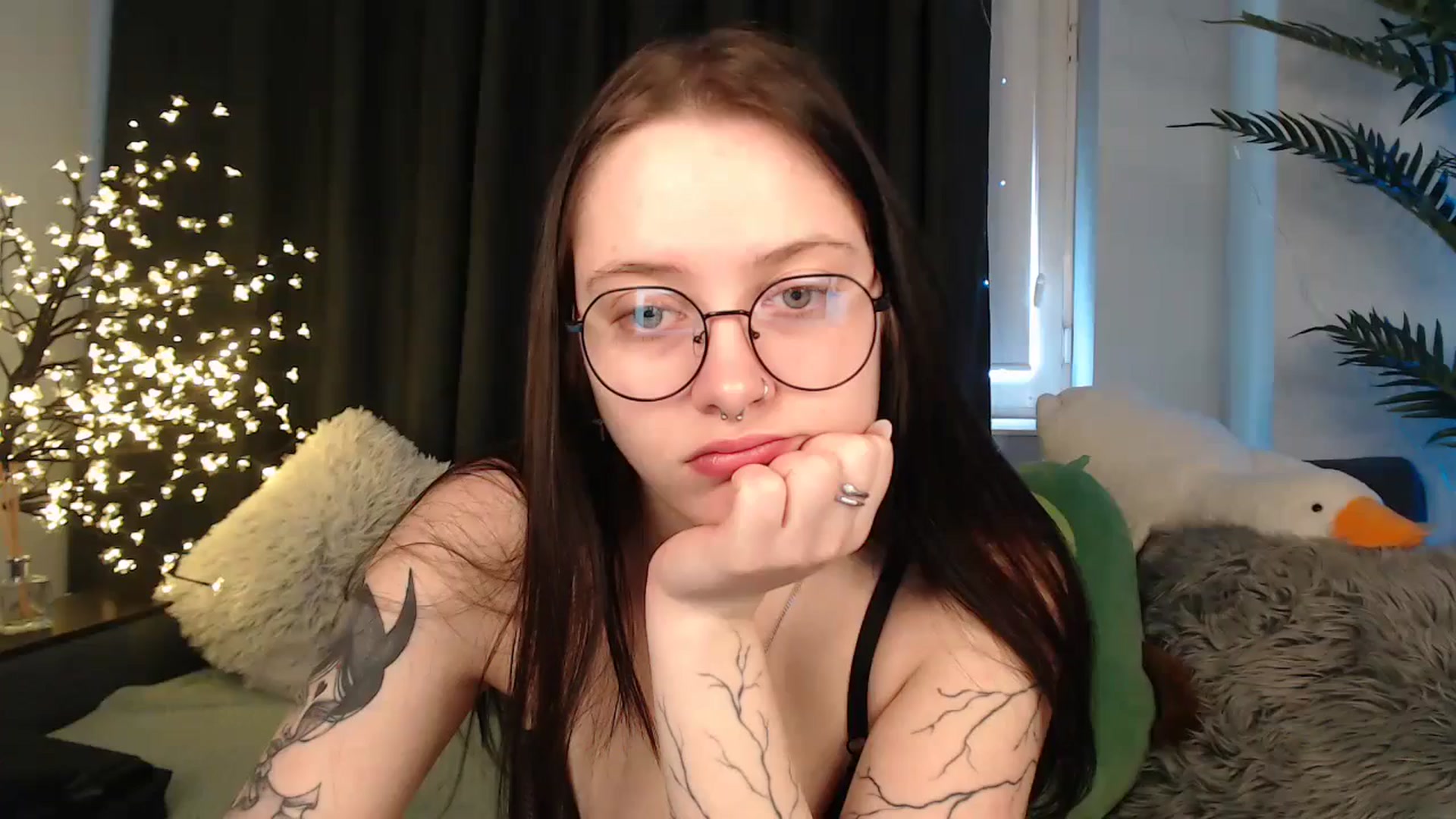 Gallery image thumbnail from AmyWard's myfreecams stream on, 02/02/2026, 09:40 image 17 of 20