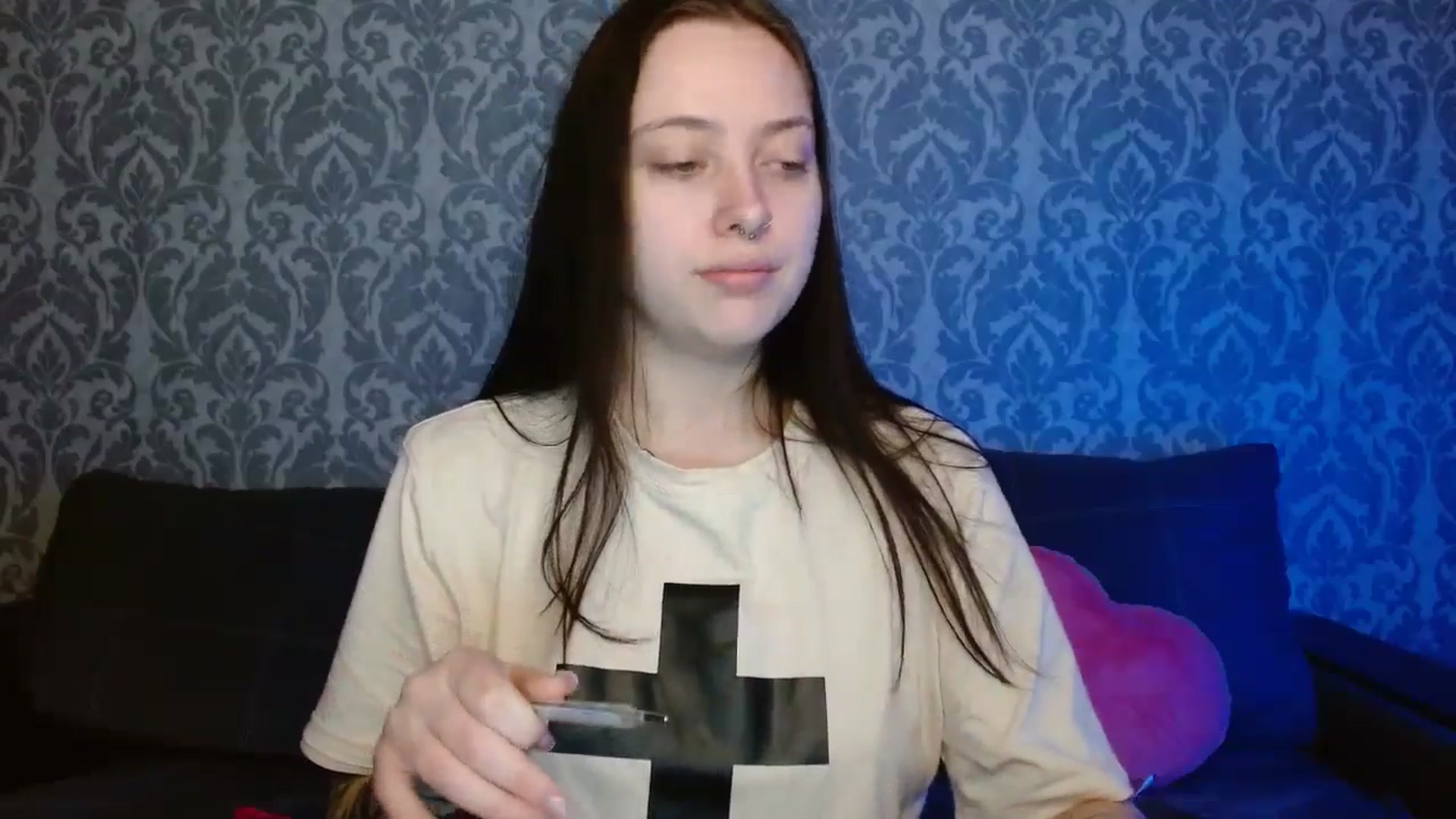 Gallery image thumbnail from AmyWard's myfreecams stream on, 02/10/2026, 10:37 image 3 of 20