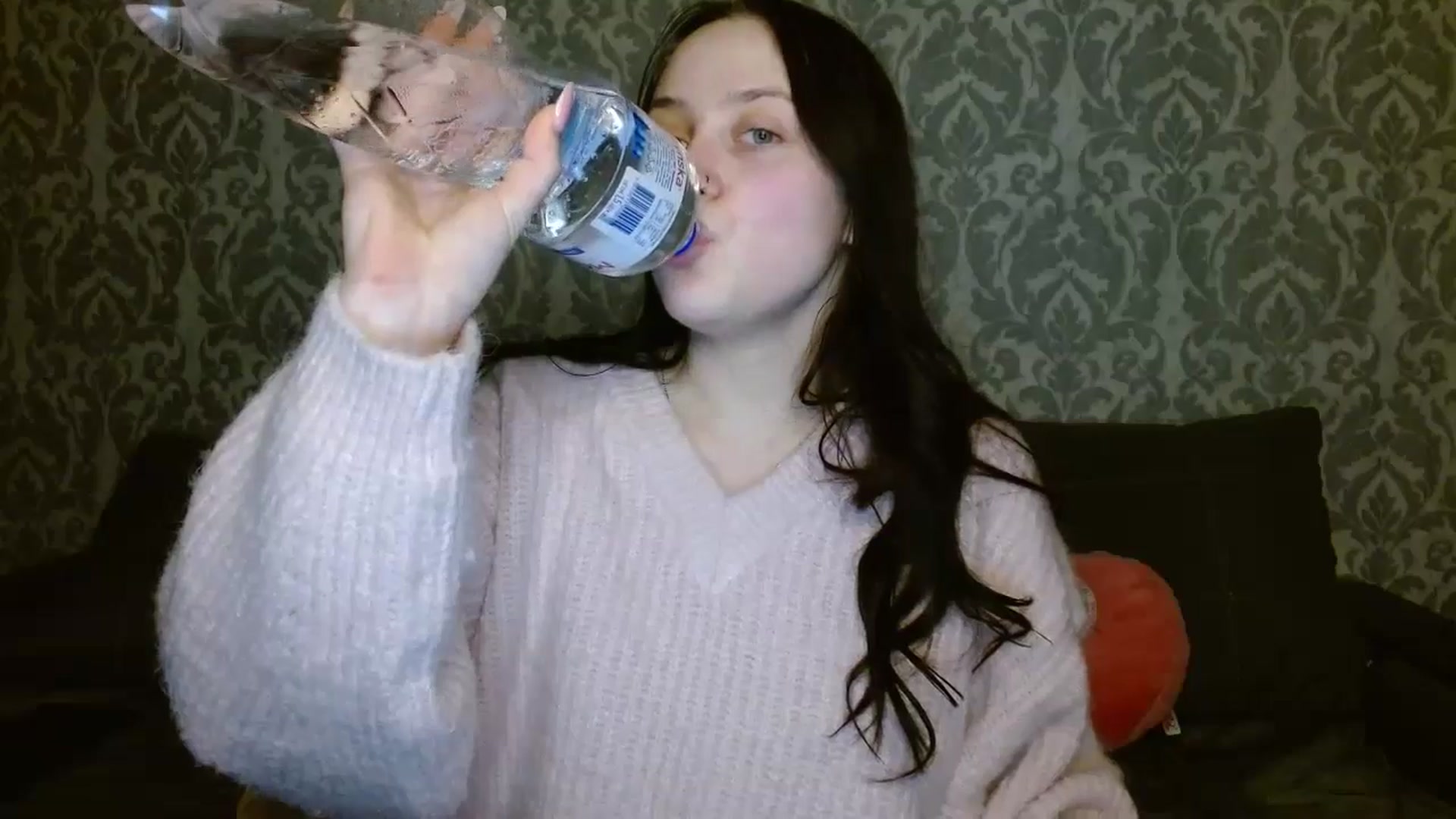 Gallery image thumbnail from AmyWard's myfreecams stream on, 02/14/2026, 14:59 image 18 of 20