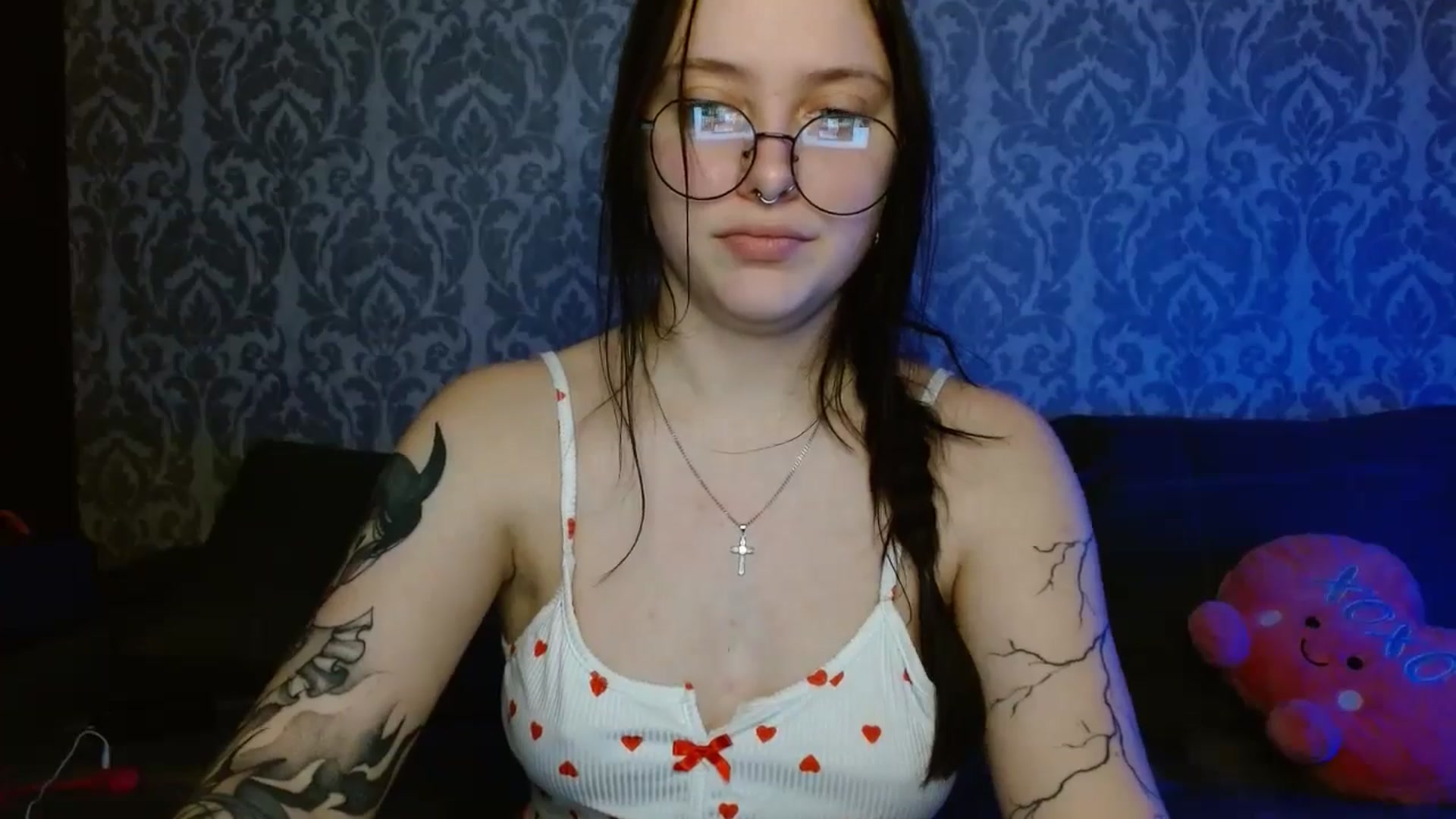 Gallery image thumbnail from AmyWard's myfreecams stream on, 02/15/2026, 14:13 image 6 of 20