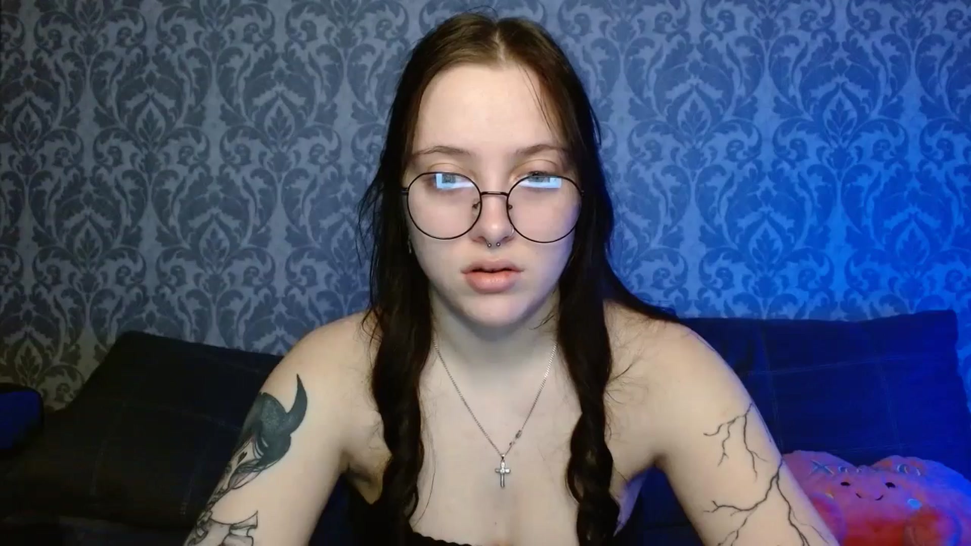Gallery image thumbnail from AmyWard's myfreecams stream on, 02/16/2026, 10:10 image 17 of 20