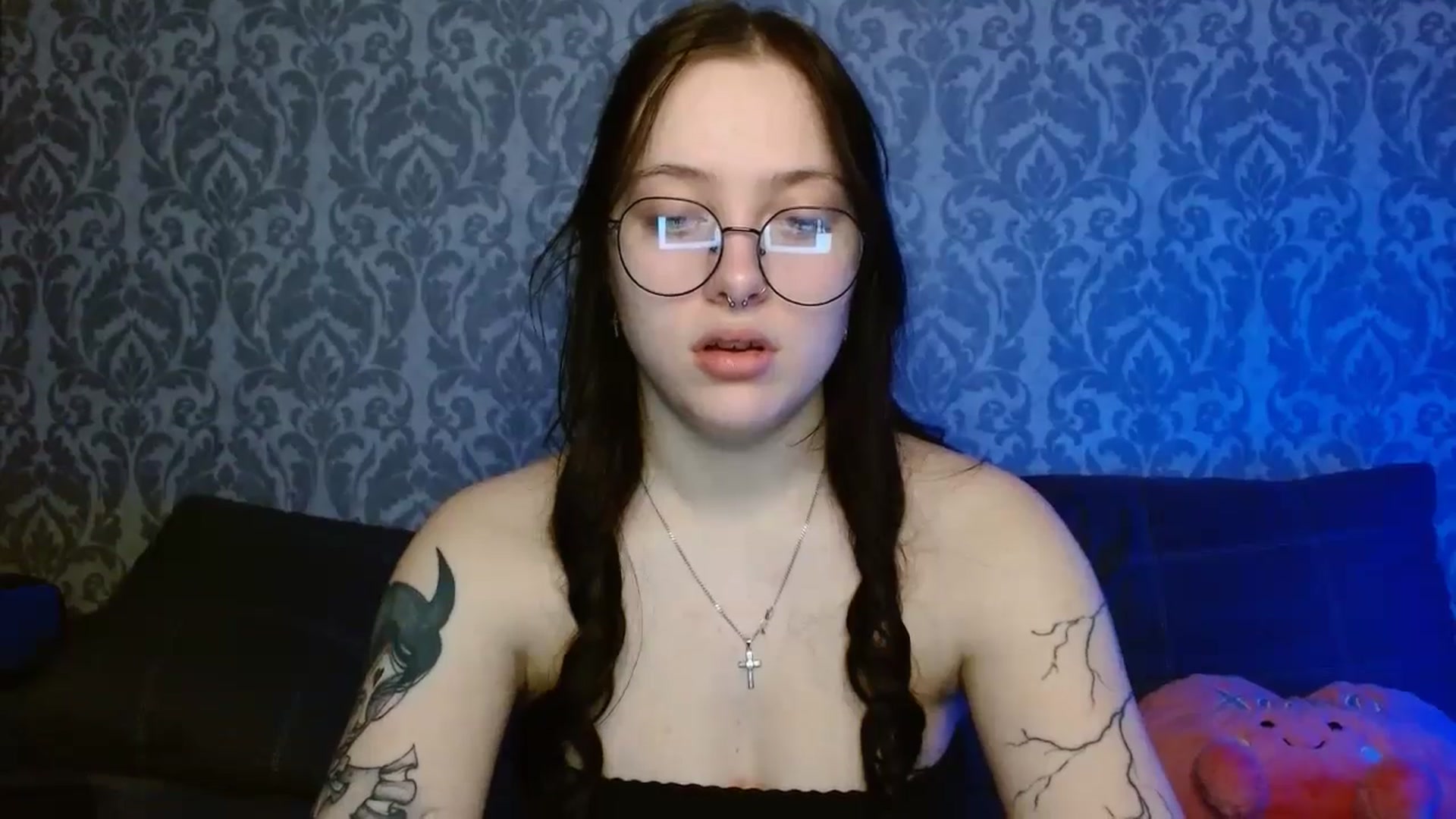 Gallery image thumbnail from AmyWard's myfreecams stream on, 02/16/2026, 10:10 image 12 of 20