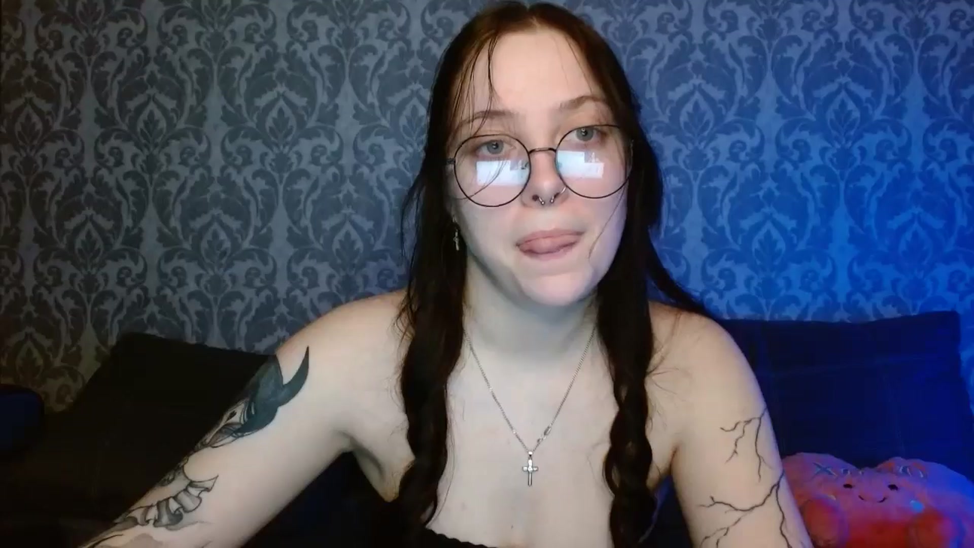 Gallery image thumbnail from AmyWard's myfreecams stream on, 02/16/2026, 10:10 image 18 of 20