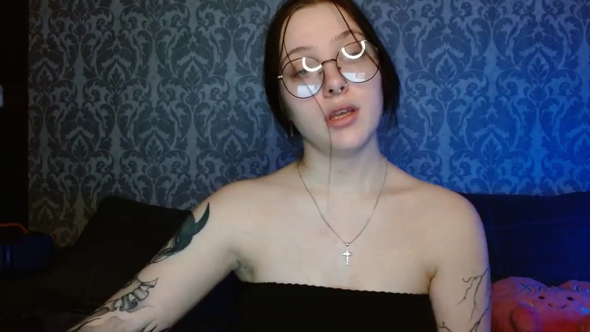 Gallery image thumbnail from AmyWard's myfreecams stream on, 02/16/2026, 11:00 image 18 of 20