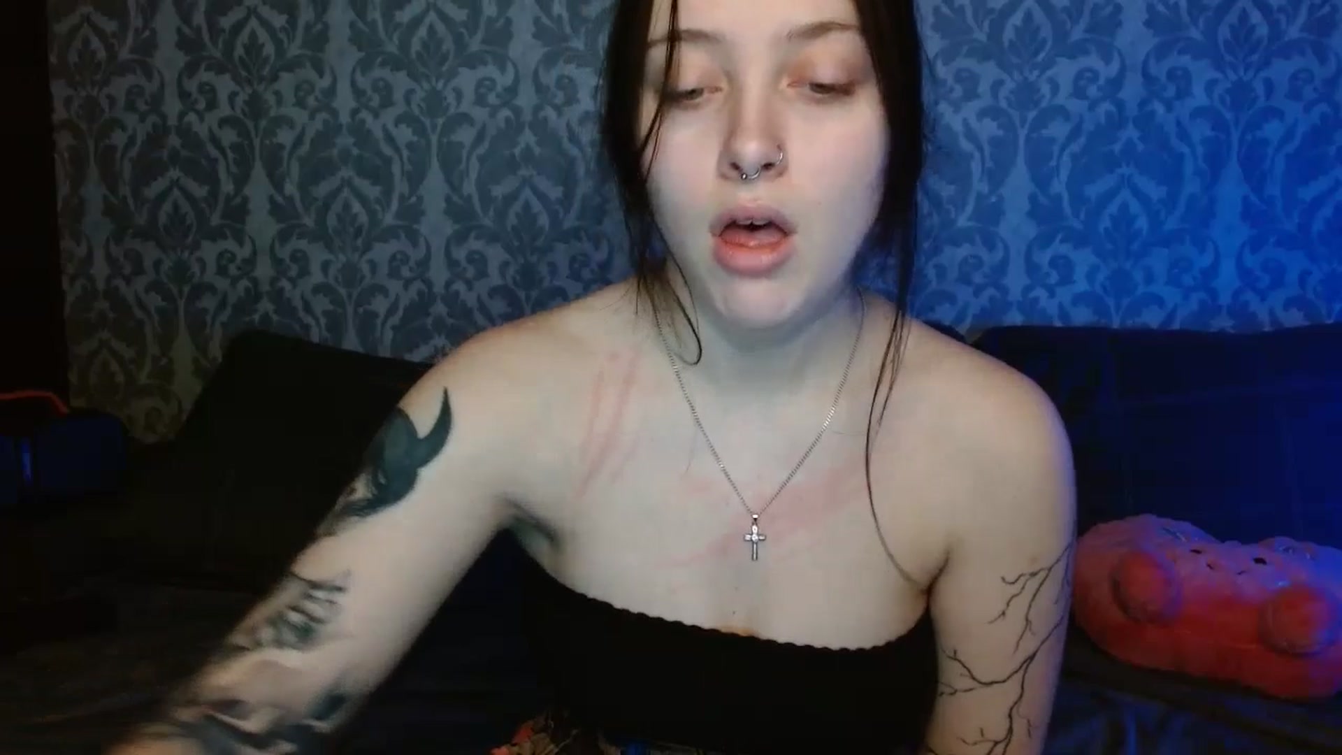 Gallery image thumbnail from AmyWard's myfreecams stream on, 02/16/2026, 12:01 image 14 of 20