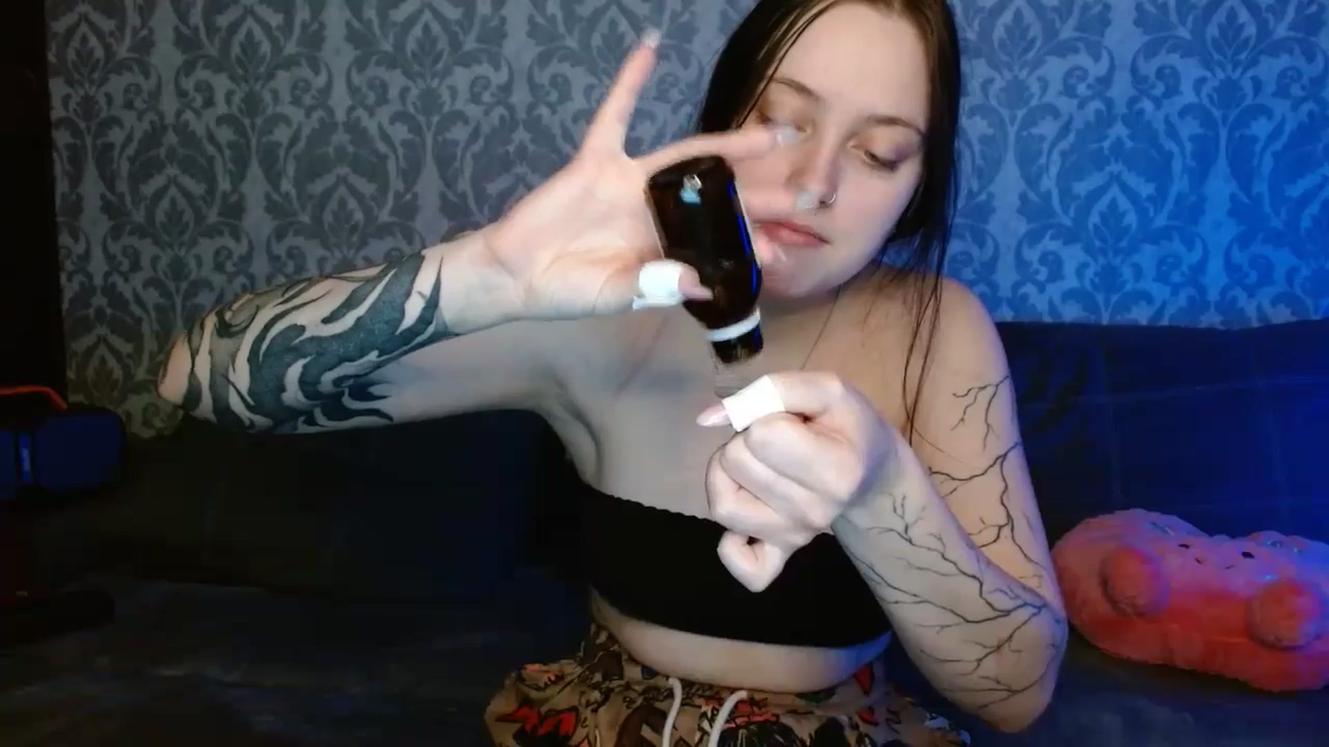 Gallery image thumbnail from AmyWard's myfreecams stream on, 02/16/2026, 12:01 image 15 of 20