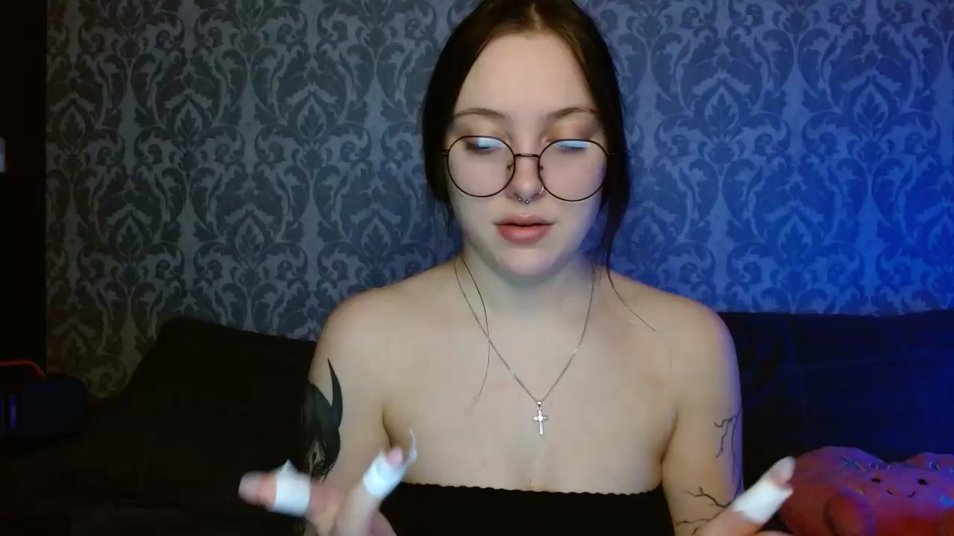 Gallery image thumbnail from AmyWard's myfreecams stream on, 02/16/2026, 12:01 image 1 of 20