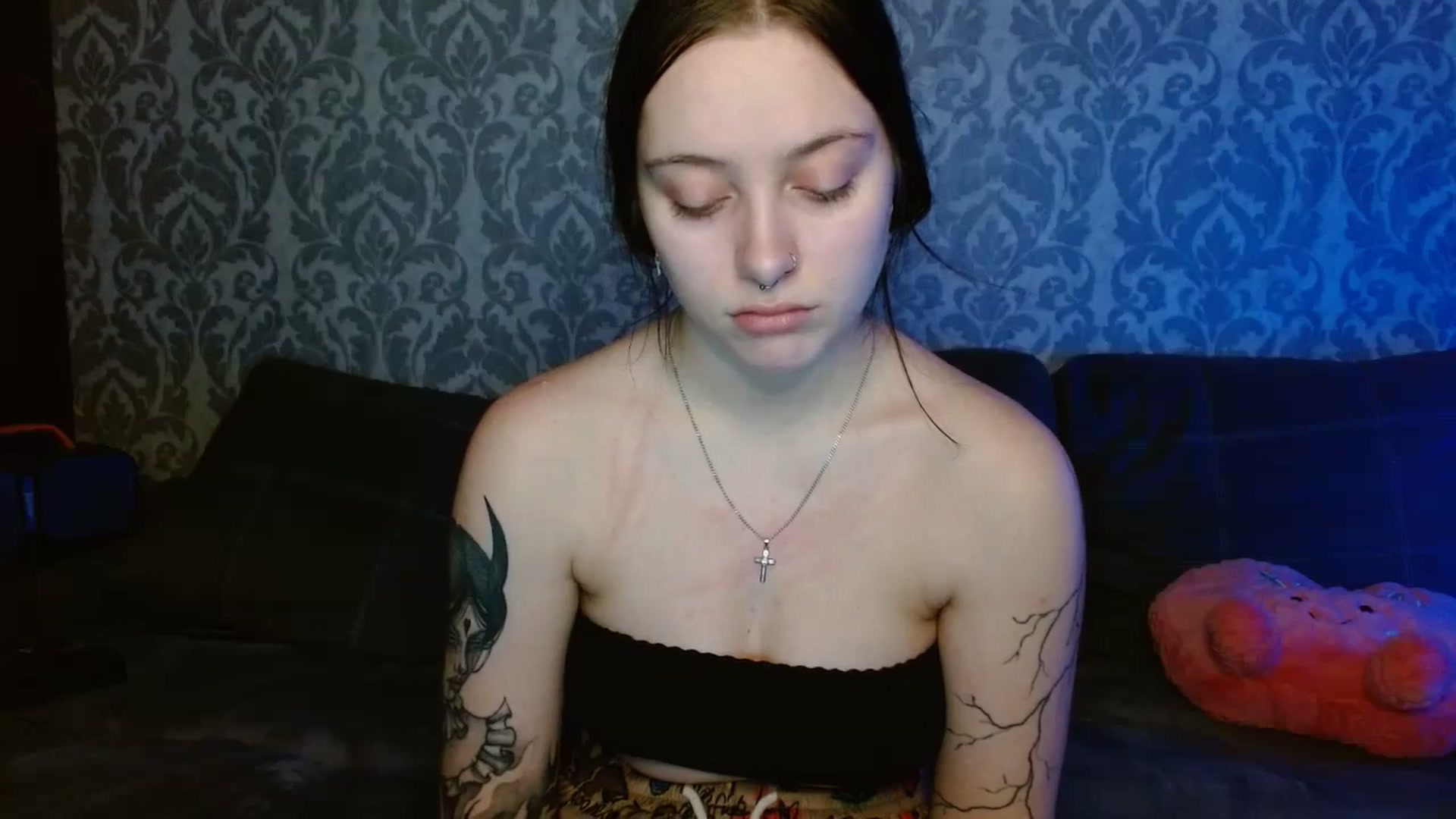 Gallery image thumbnail from AmyWard's myfreecams stream on, 02/16/2026, 12:01 image 18 of 20