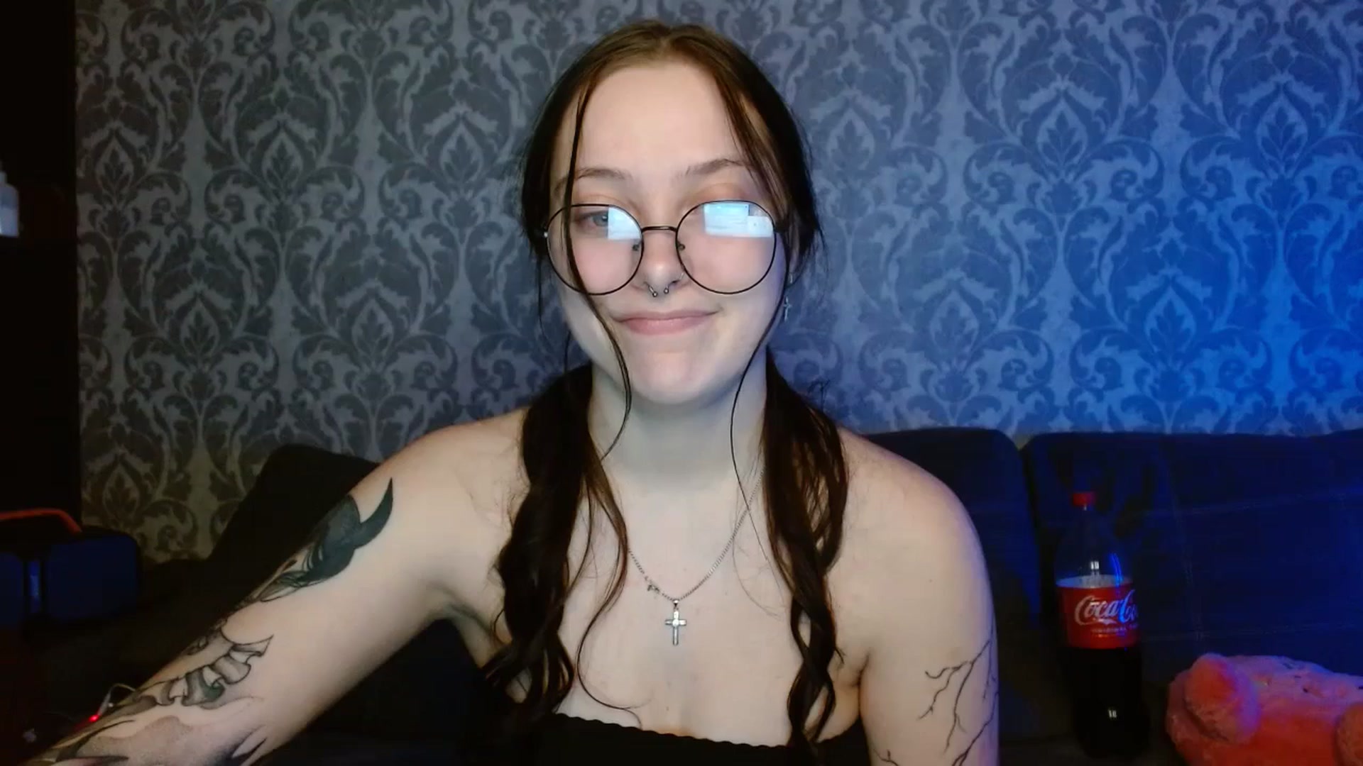Gallery image thumbnail from AmyWard's myfreecams stream on, 02/16/2026, 15:05 image 2 of 20