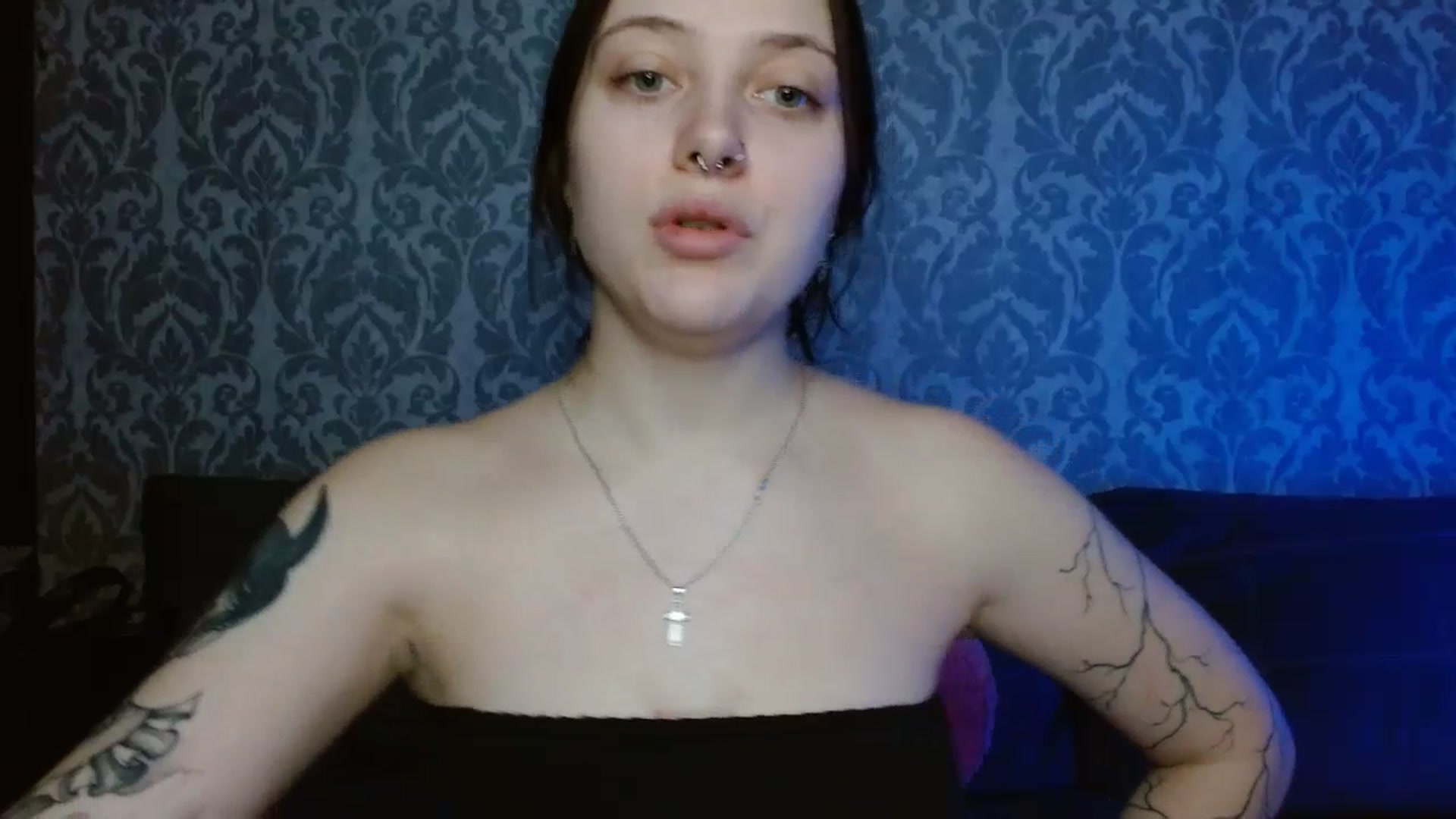 Gallery image thumbnail from AmyWard's myfreecams stream on, 03/01/2026, 12:03 image 20 of 20