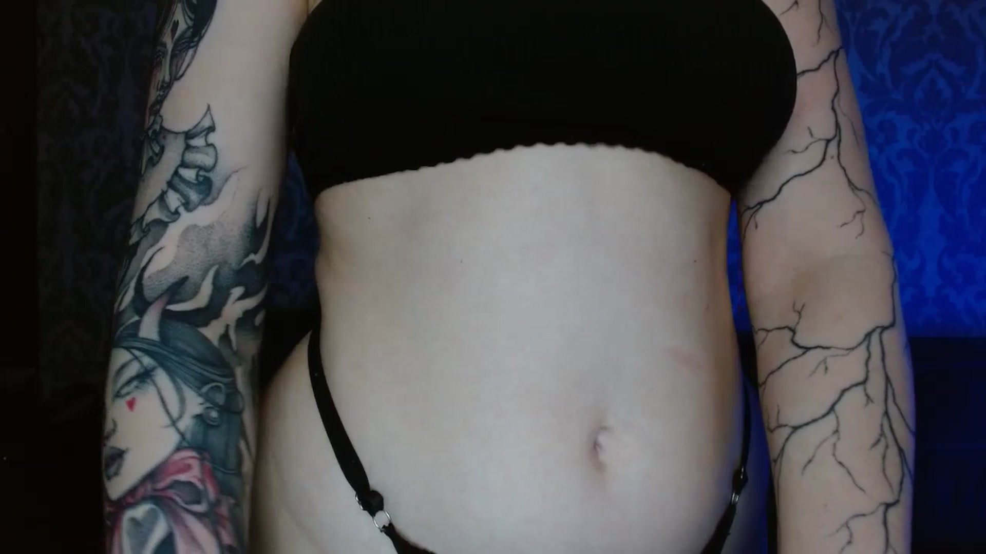 Gallery image thumbnail from AmyWard's myfreecams stream on, 03/01/2026, 12:44 image 3 of 20