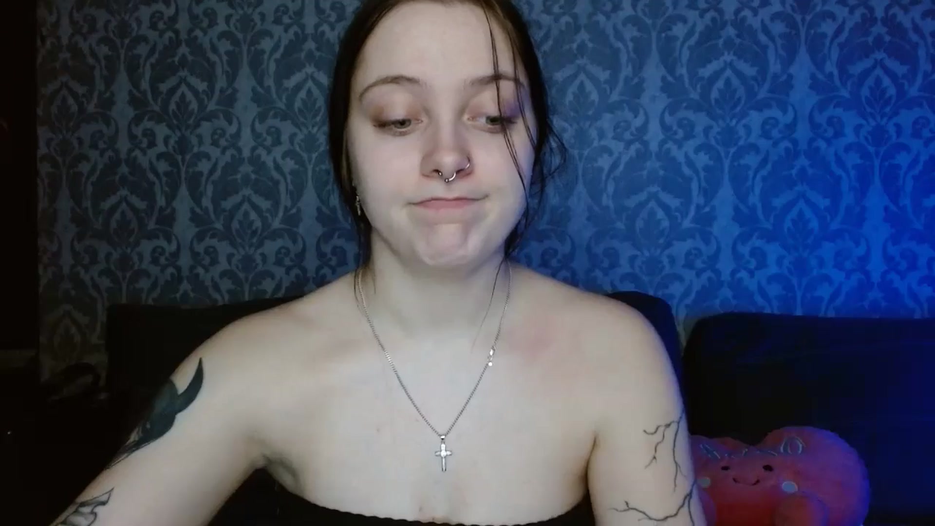 Gallery image thumbnail from AmyWard's myfreecams stream on, 03/01/2026, 13:32 image 15 of 20
