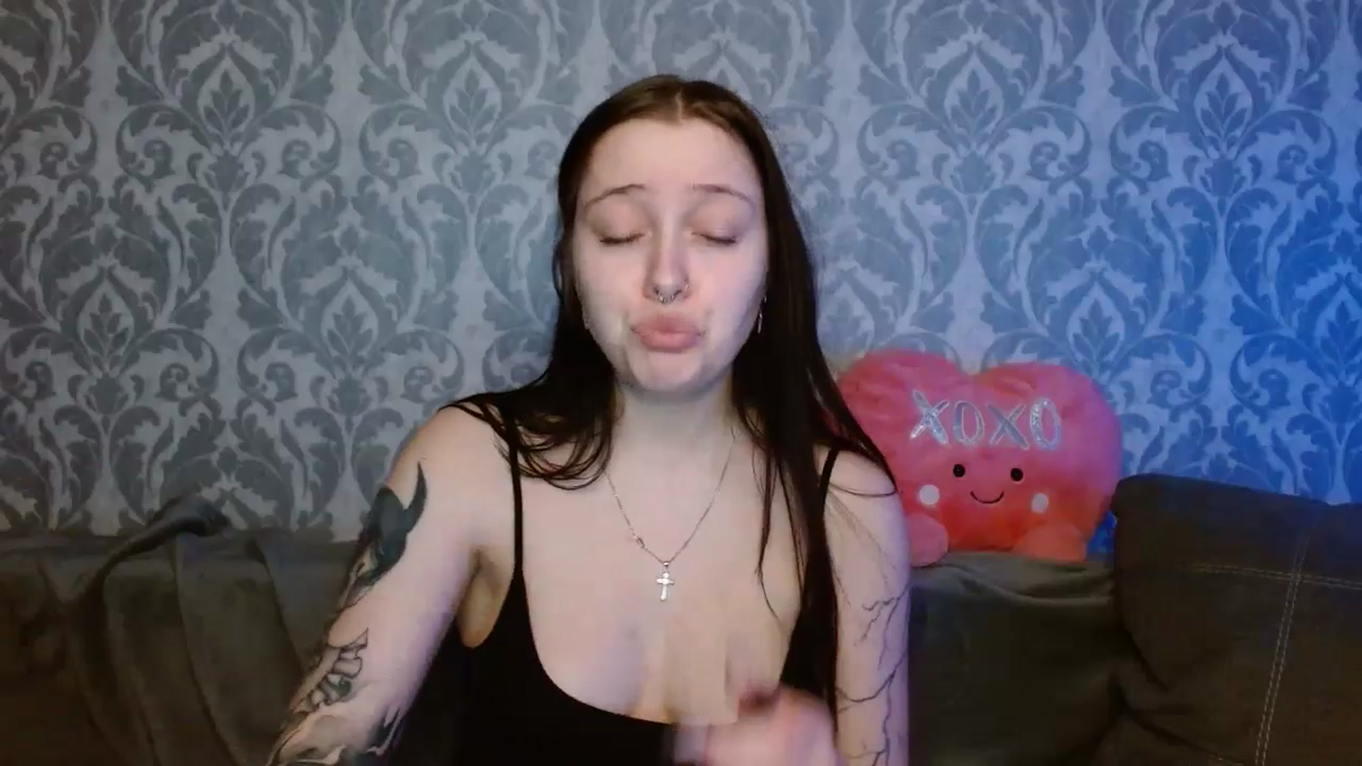 Gallery image thumbnail from AmyWard's myfreecams stream on, 03/02/2026, 13:47 image 16 of 20