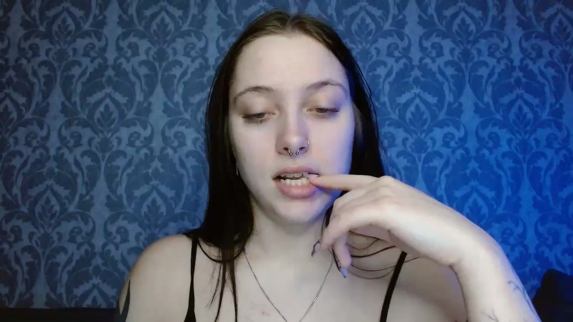 Gallery image thumbnail from AmyWard's myfreecams stream on, 03/03/2026, 13:01 image 18 of 20