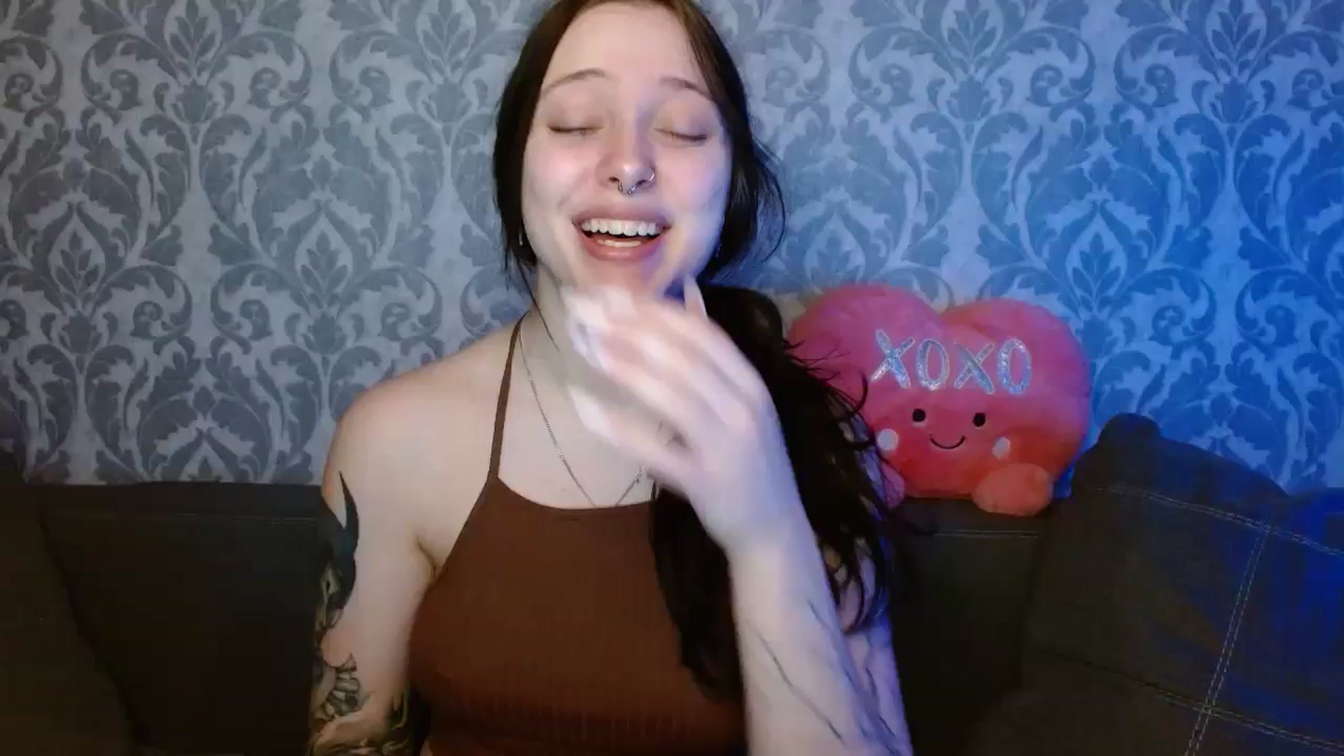 Gallery image thumbnail from AmyWard's myfreecams stream on, 03/06/2026, 10:33 image 18 of 20