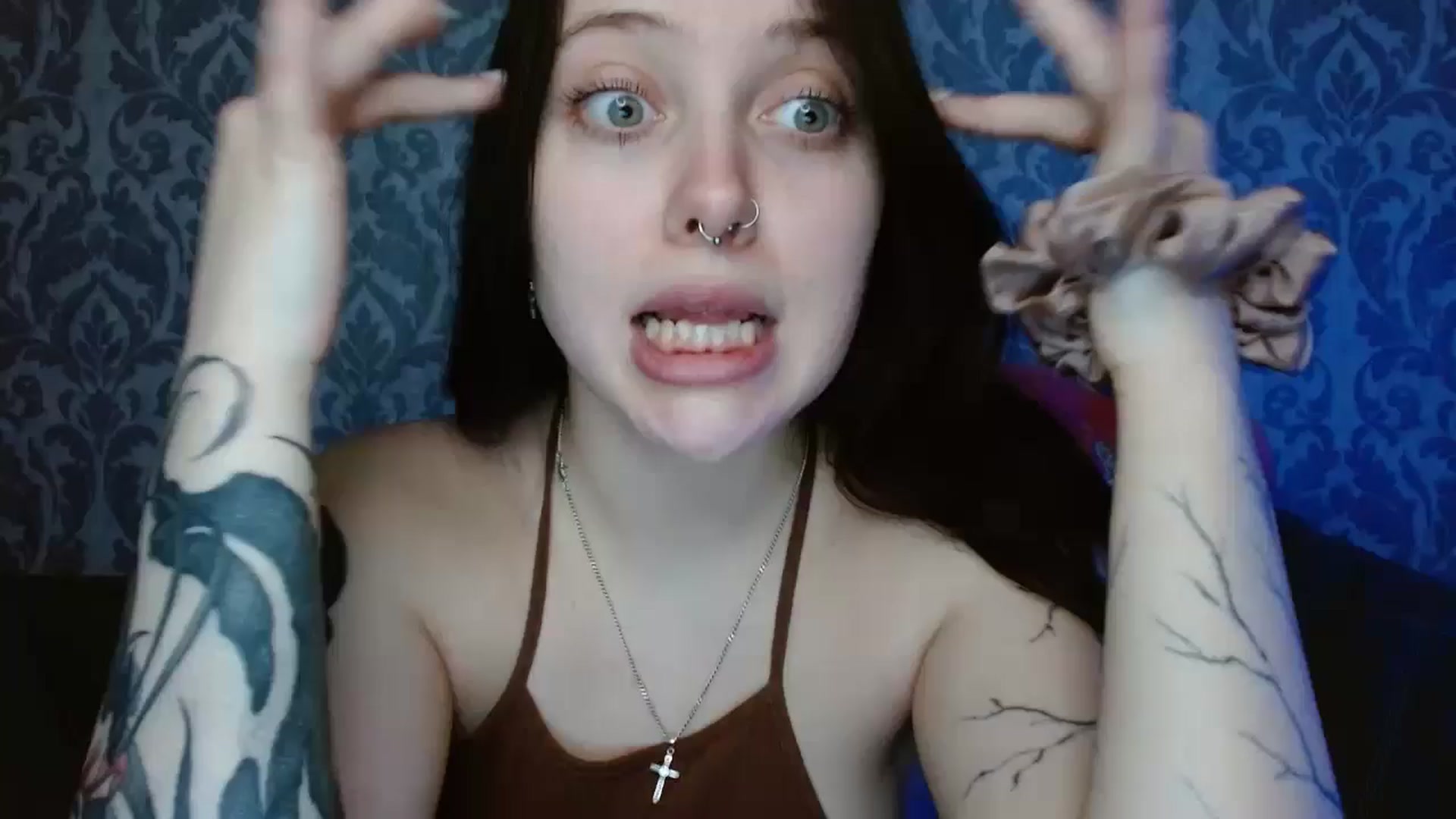 Gallery image thumbnail from AmyWard's myfreecams stream on, 03/06/2026, 13:04 image 4 of 20