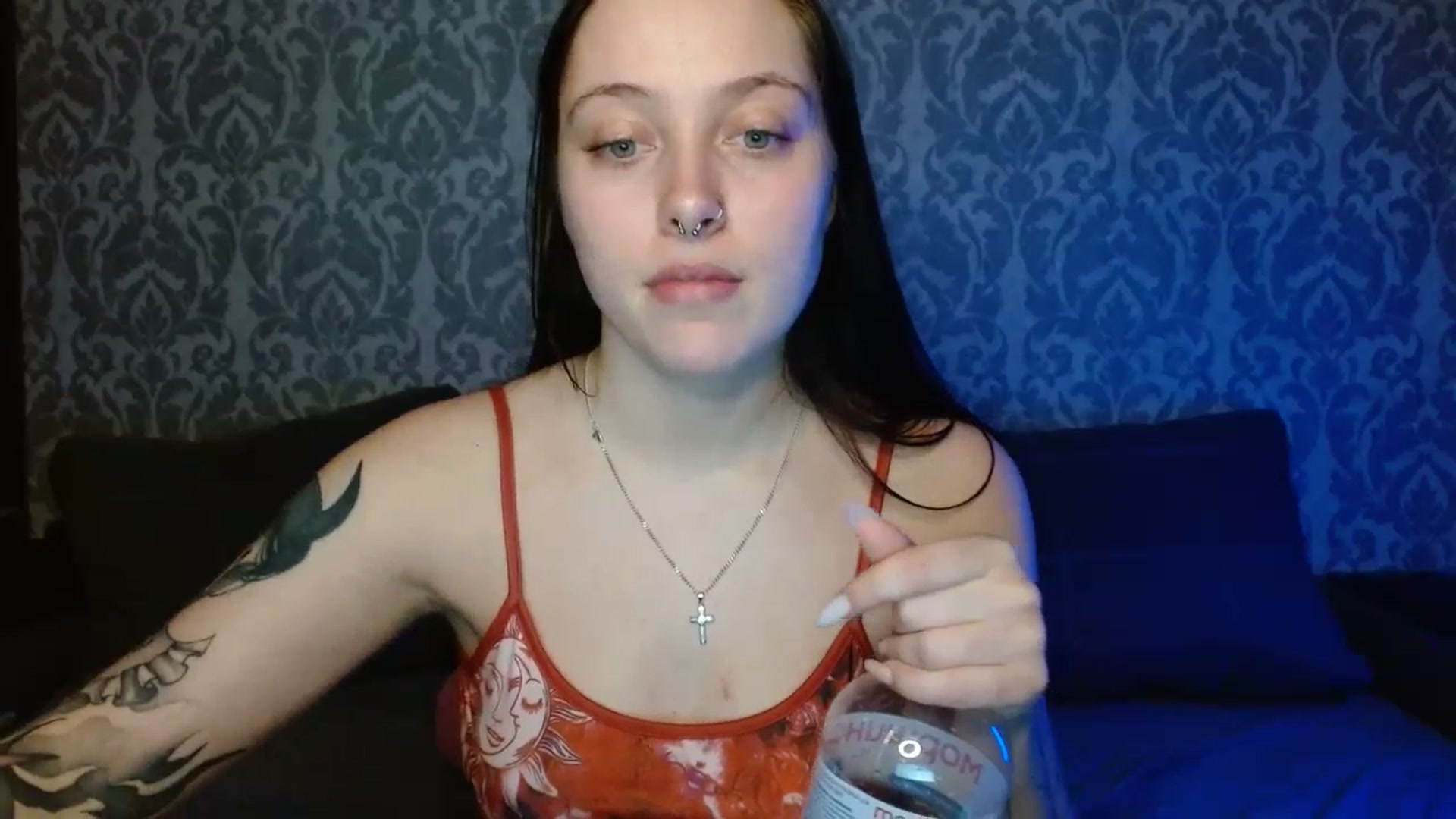 Gallery image thumbnail from AmyWard's myfreecams stream on, 03/10/2026, 17:14 image 16 of 20