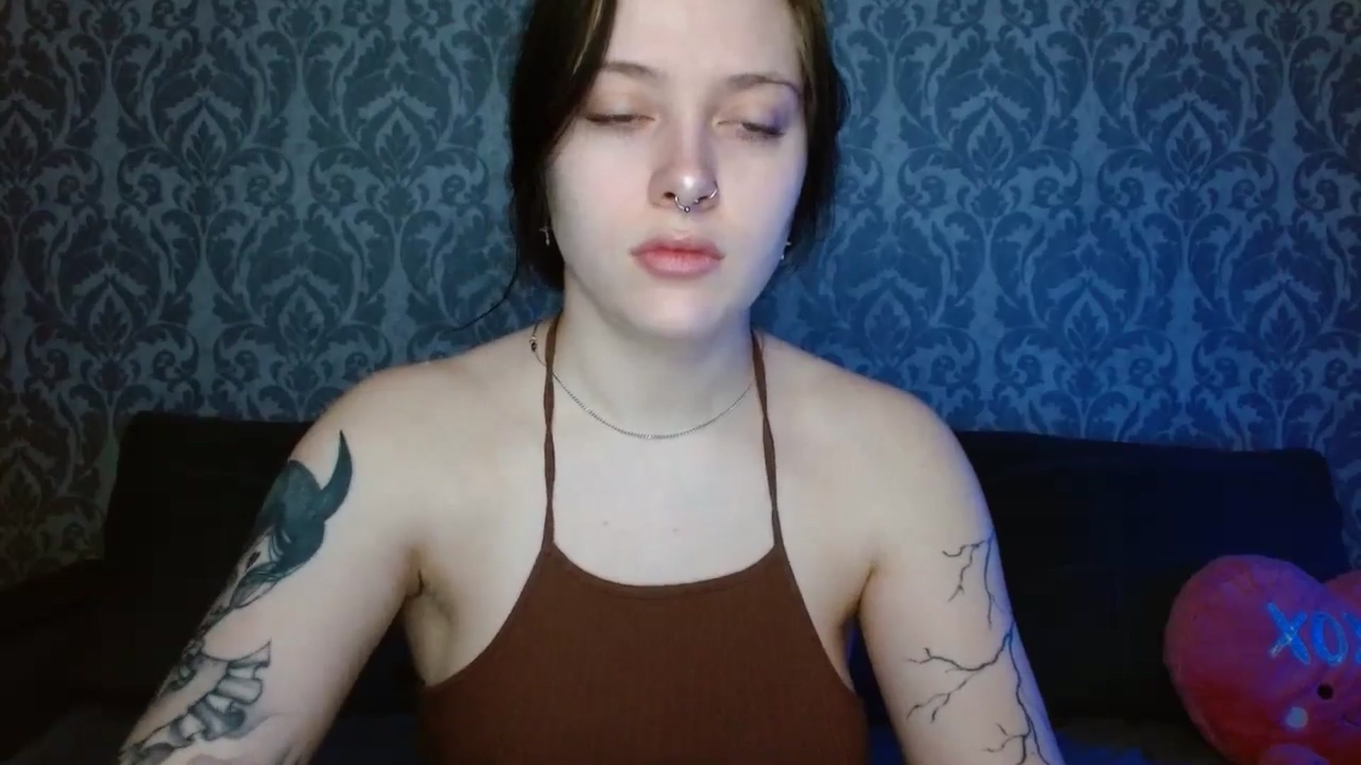 Gallery image thumbnail from AmyWard's myfreecams stream on, 03/16/2026, 10:52 image 9 of 20