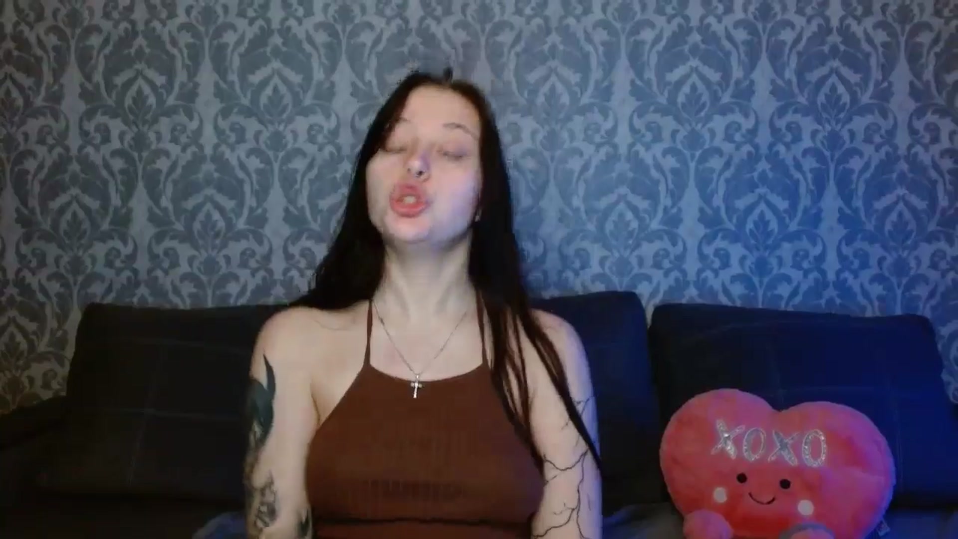 Gallery image thumbnail from AmyWard's myfreecams stream on, 03/16/2026, 13:21 image 11 of 20