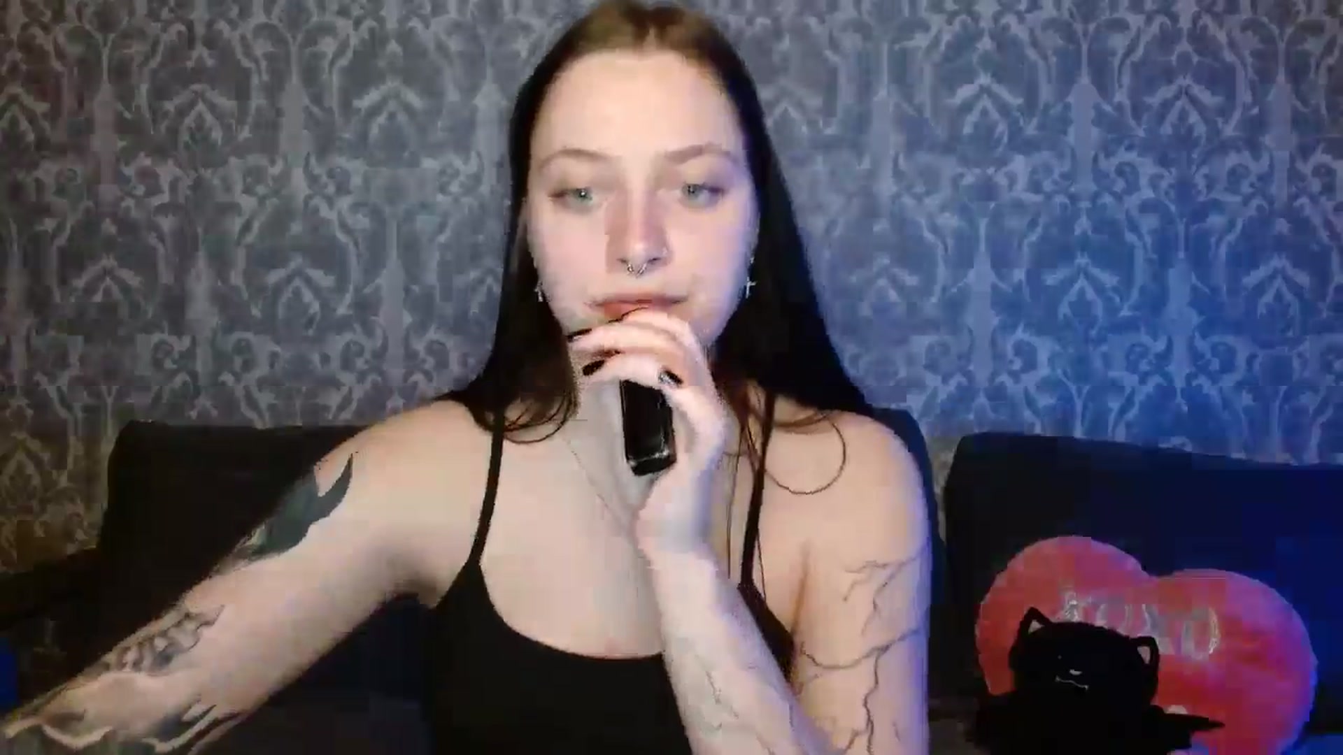Gallery image thumbnail from AmyWard's myfreecams stream on, 03/17/2026, 15:06 image 11 of 20